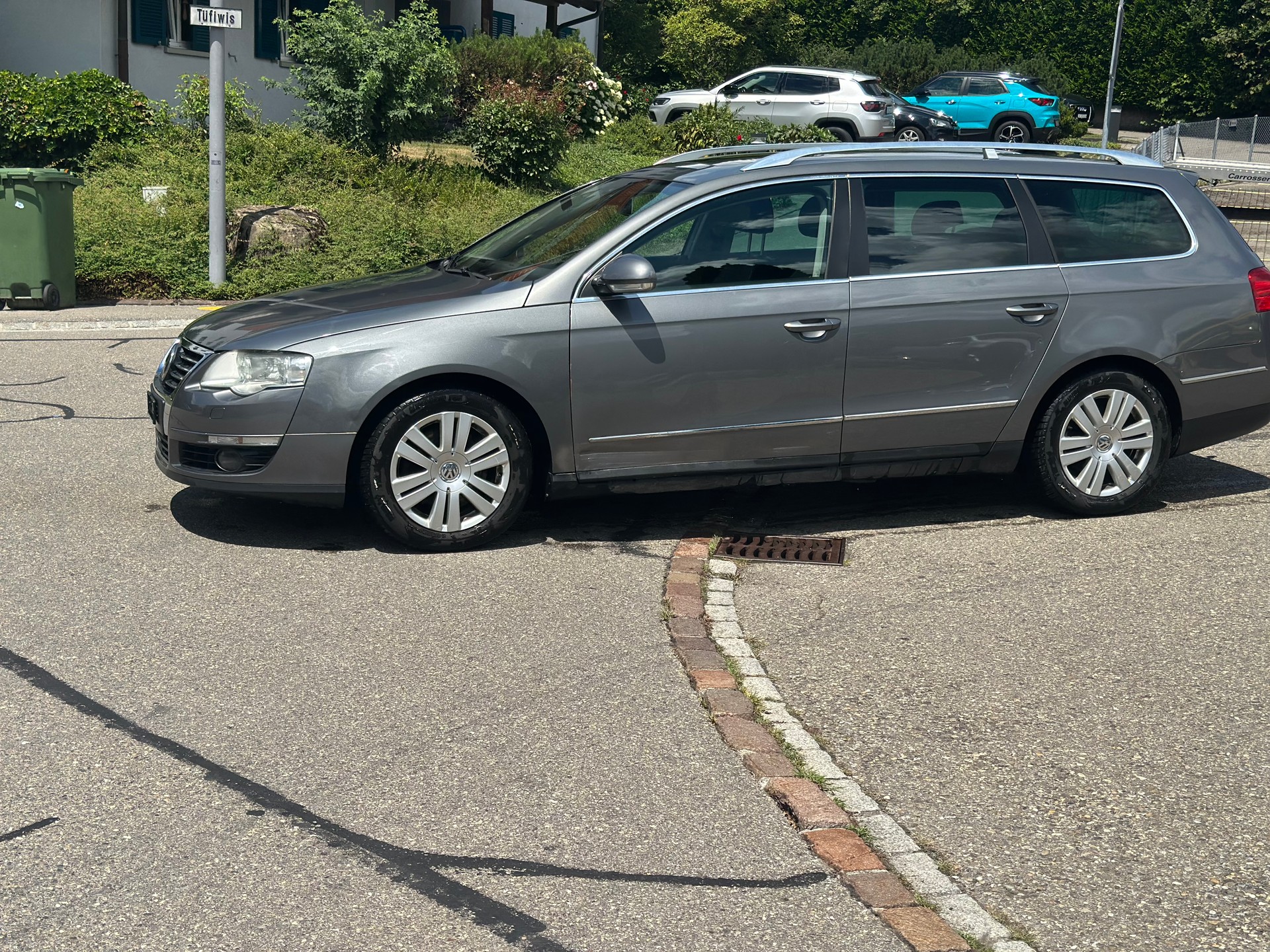 VW Passat 2.0 TDI Trendline 4Motion-image-1