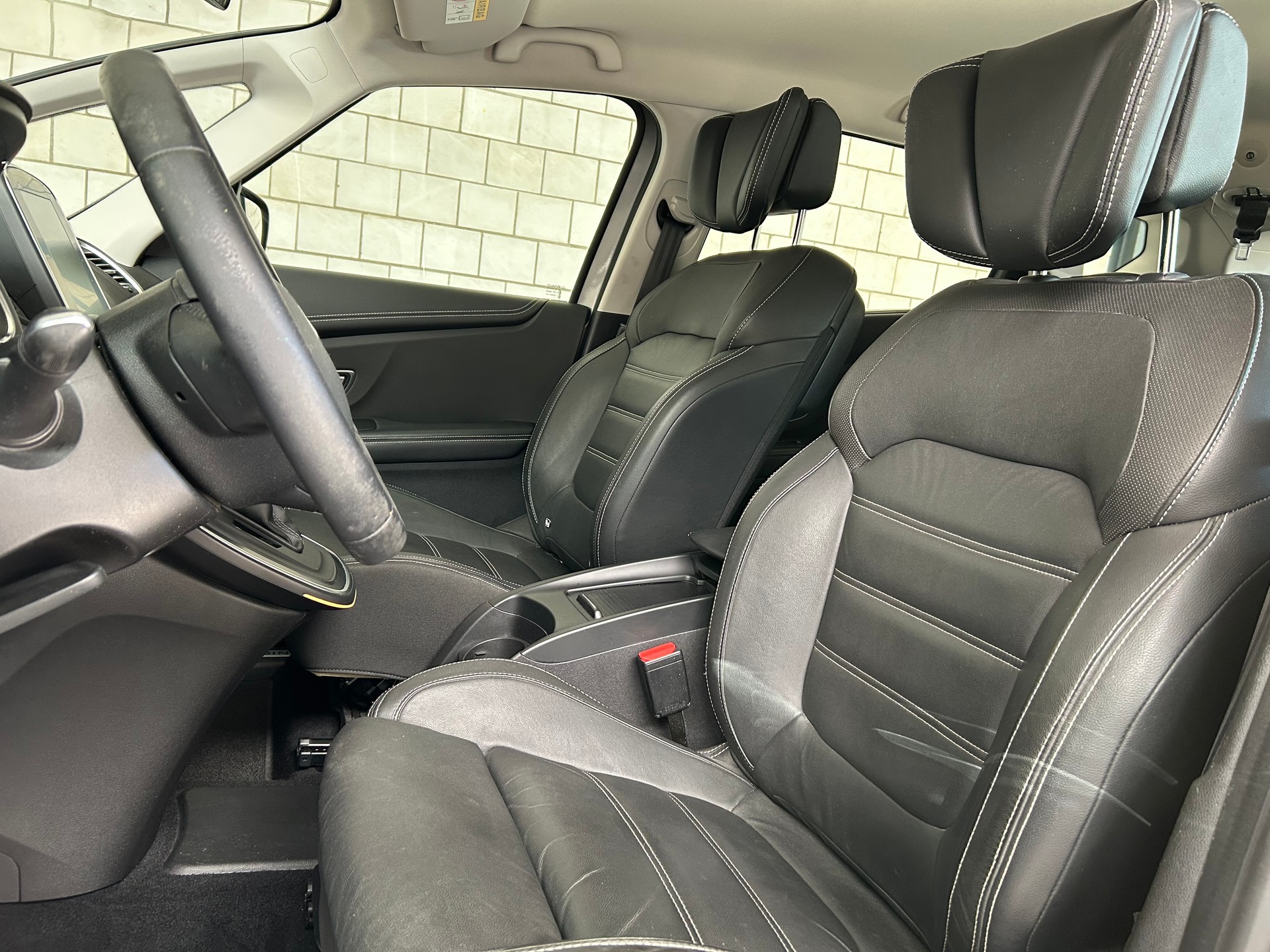 RENAULT Scénic 1.5 dCi Intens EDC-image-6