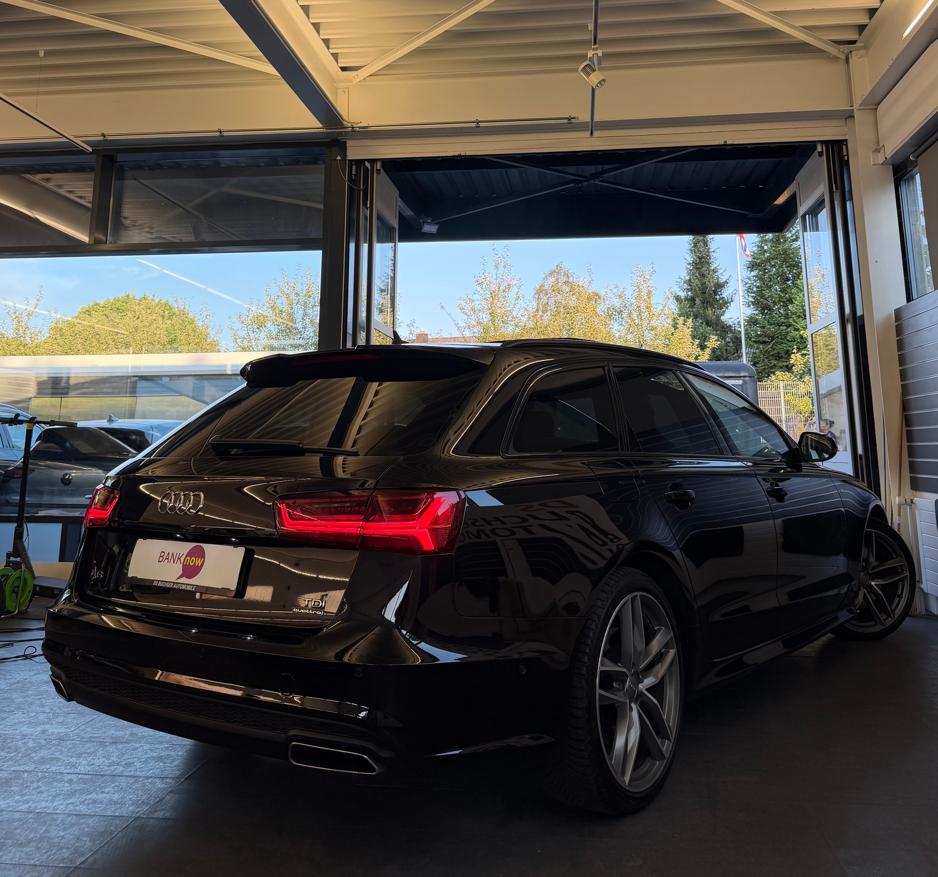 AUDI A6 Avant 3.0 V6 TDI 320 quattro-image-3