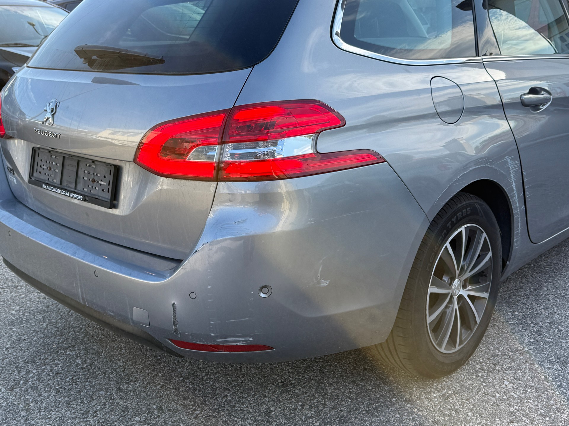 PEUGEOT 308 SW 1.2 THP Allure - Témoin de moteur reste allumé - Problème moteur - Pour Export !-image-14