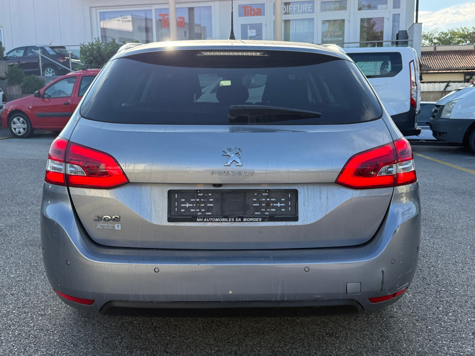 PEUGEOT 308 SW 1.2 THP Allure - Témoin de moteur reste allumé - Problème moteur - Pour Export !-image-11