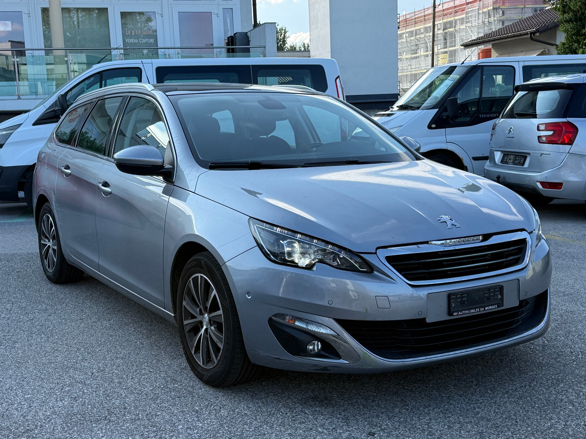 PEUGEOT 308 SW 1.2 THP Allure - Témoin de moteur reste allumé - Problème moteur - Pour Export !-image-4