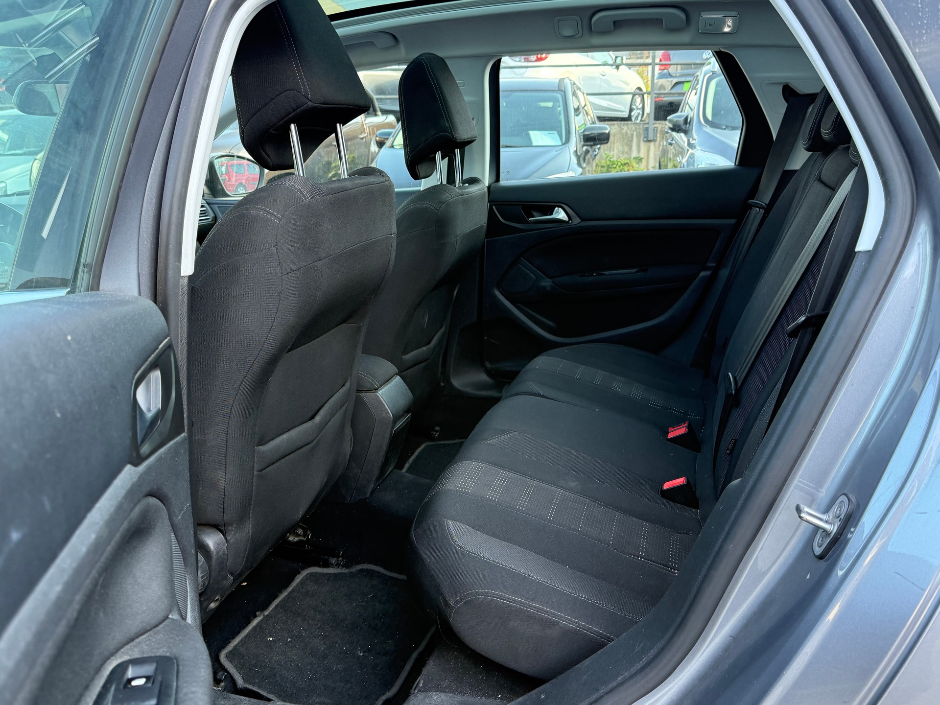 PEUGEOT 308 SW 1.2 THP Allure - Témoin de moteur reste allumé - Problème moteur - Pour Export !-image-26
