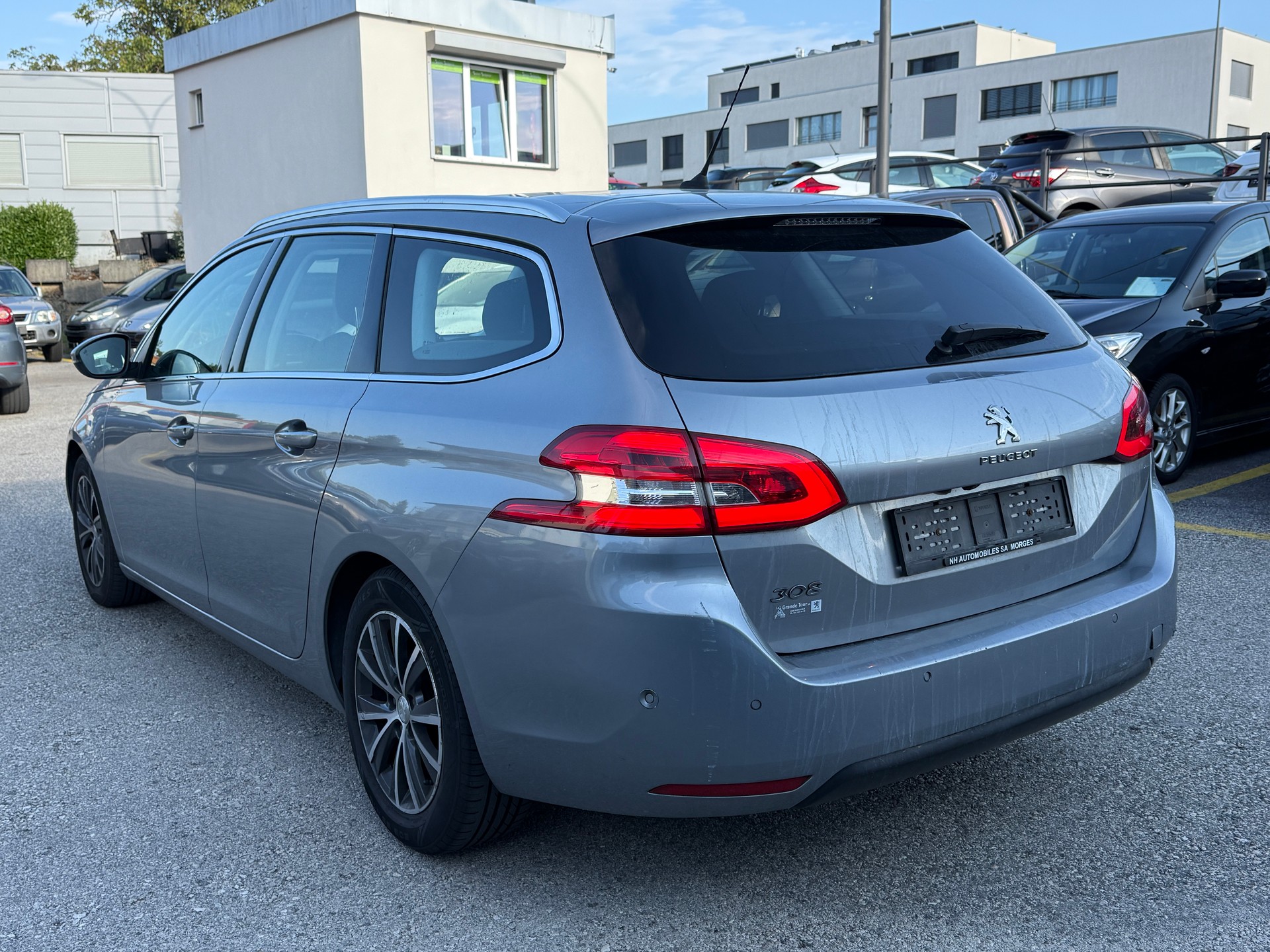 PEUGEOT 308 SW 1.2 THP Allure - Témoin de moteur reste allumé - Problème moteur - Pour Export !-image-12
