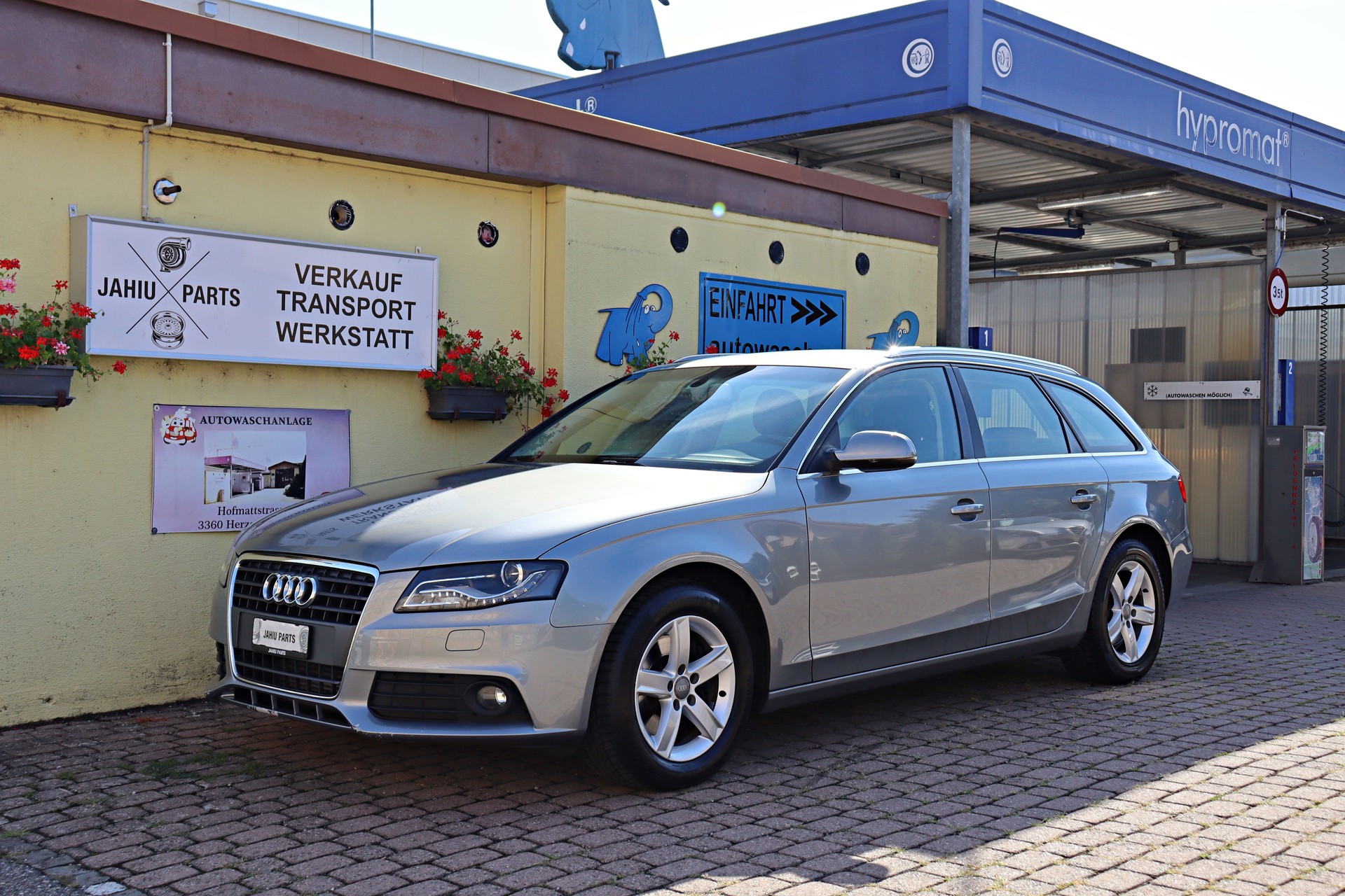 AUDI A4 Avant 1.8 TFSI multitronic-image-0