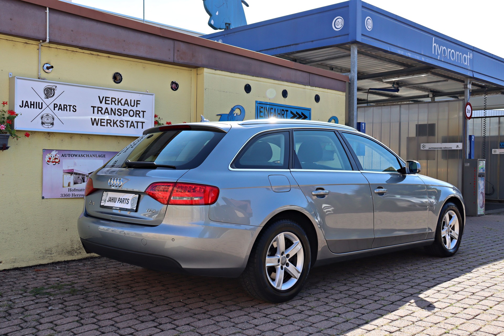 AUDI A4 Avant 1.8 TFSI multitronic-image-3