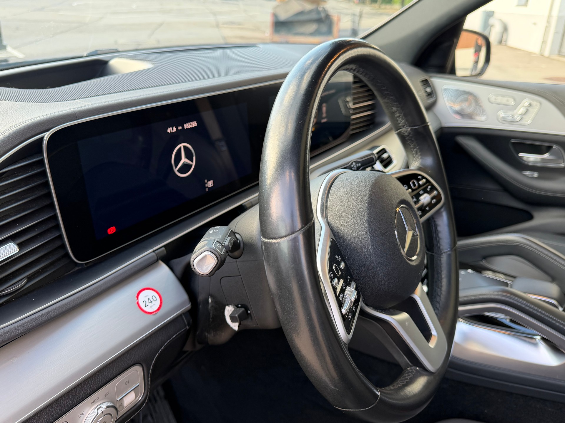 MERCEDES-BENZ GLE 400 d 4Matic AMG Line 9G-Tronic-image-10
