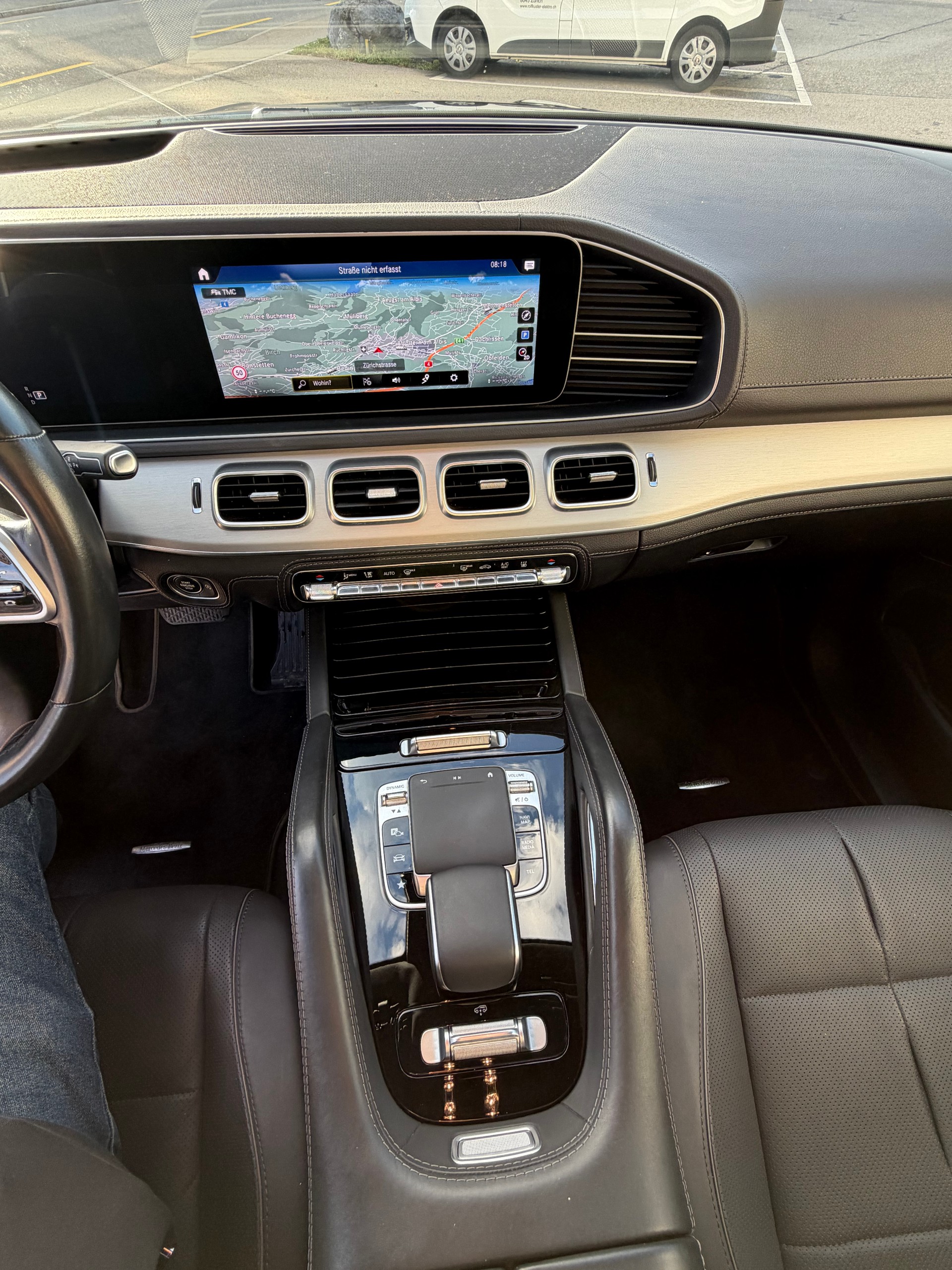 MERCEDES-BENZ GLE 400 d 4Matic AMG Line 9G-Tronic-image-11