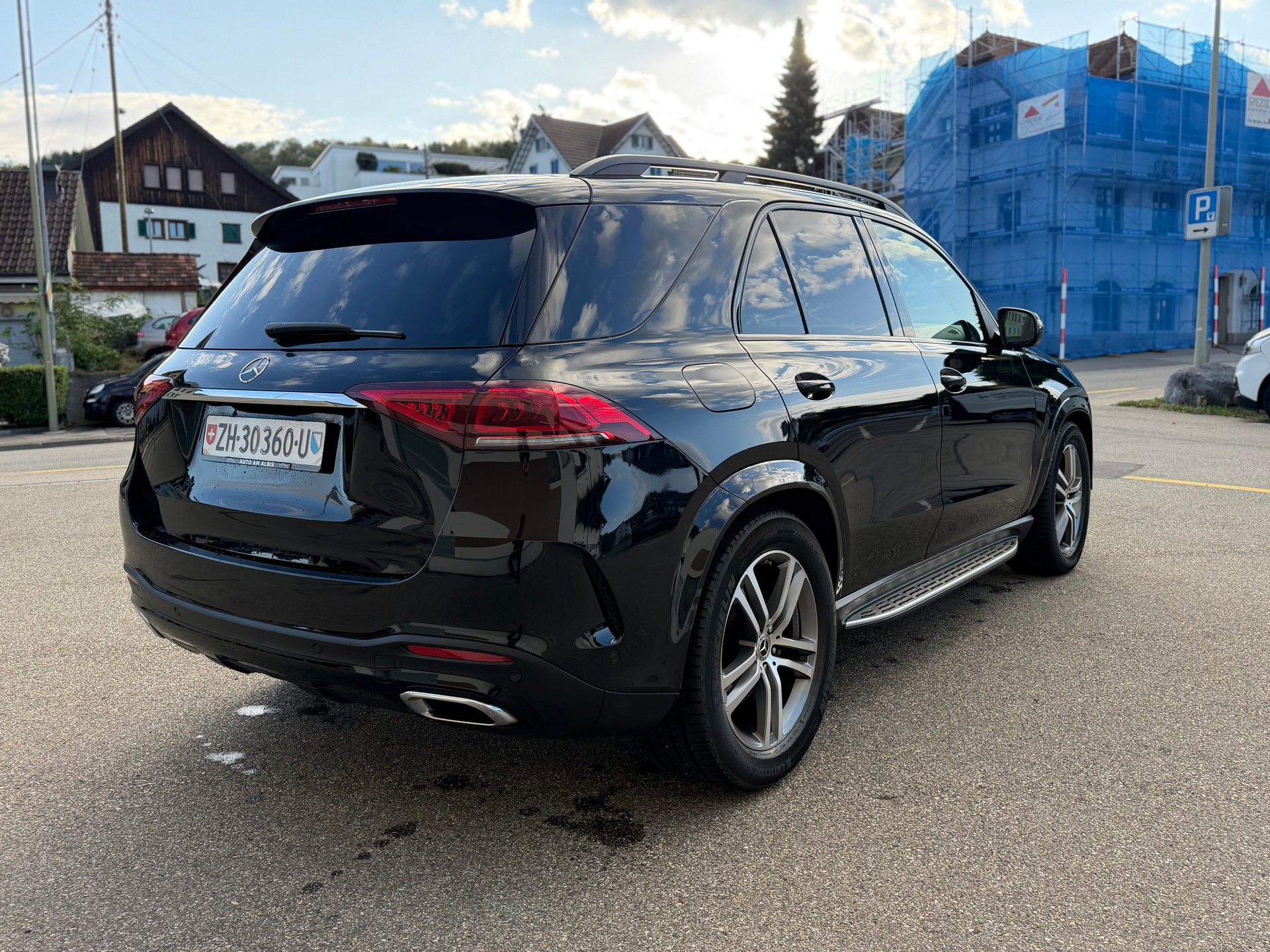 MERCEDES-BENZ GLE 400 d 4Matic AMG Line 9G-Tronic-image-4
