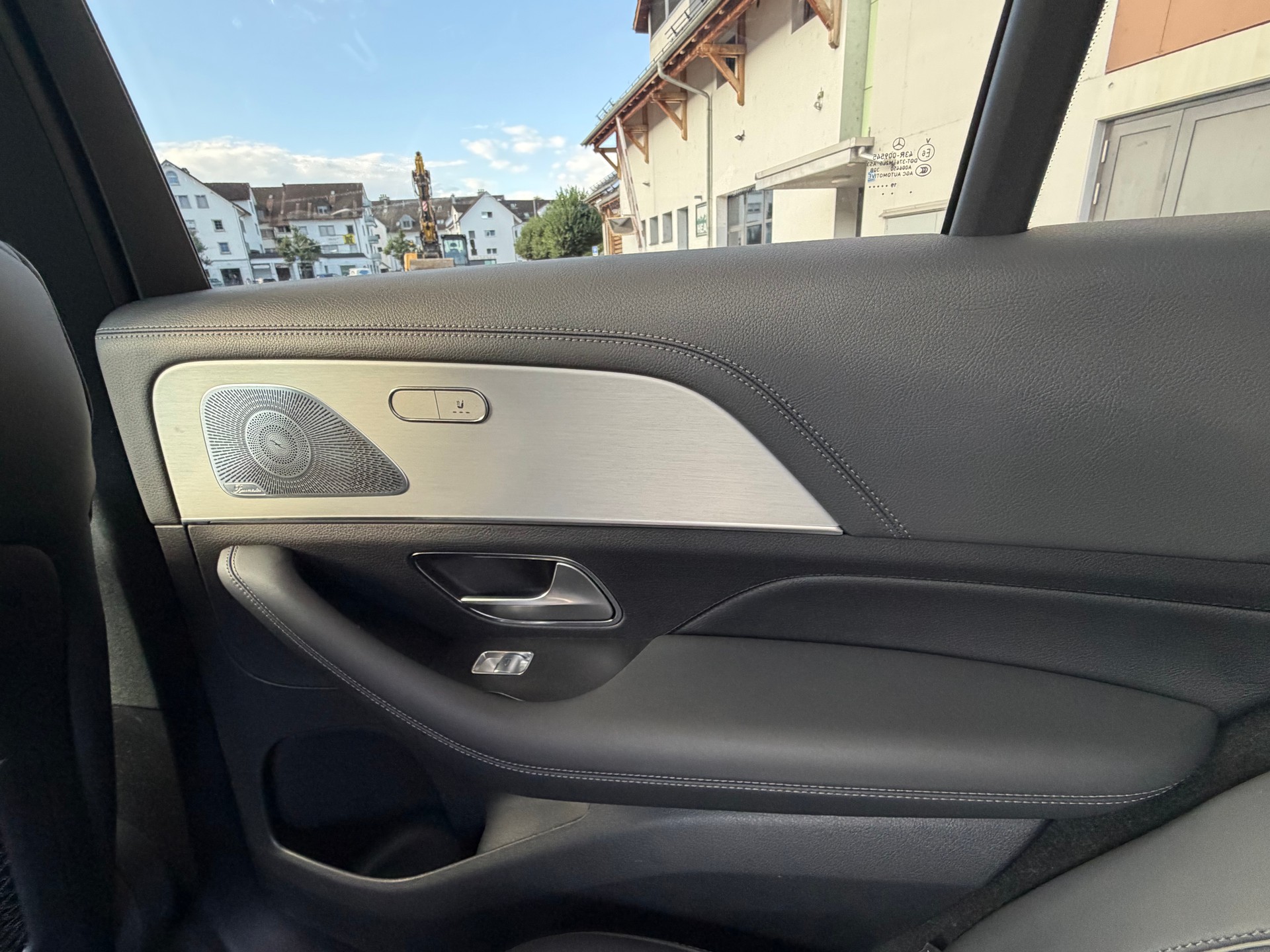 MERCEDES-BENZ GLE 400 d 4Matic AMG Line 9G-Tronic-image-17