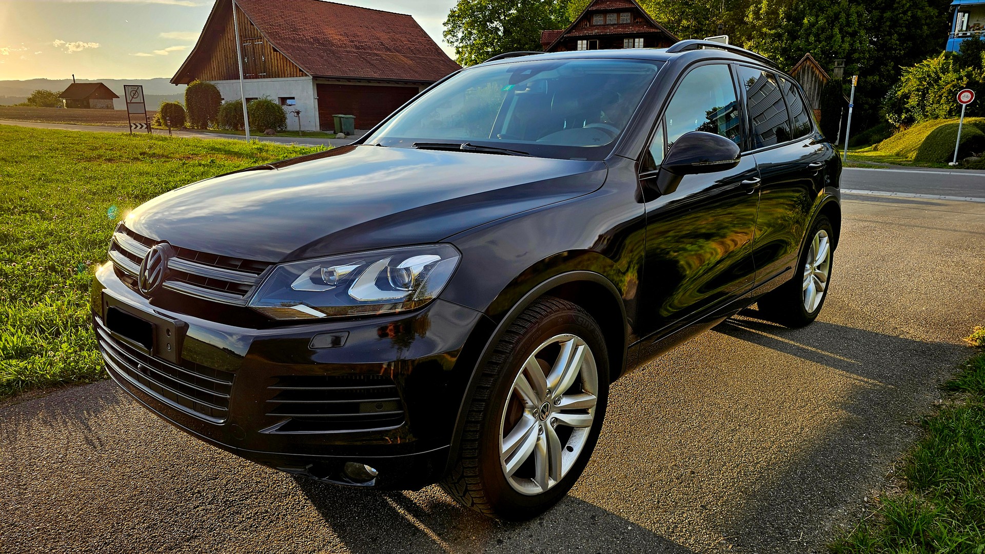 VW 3.0 Touareg TDI 245 BMT Tiptronic, Vollausstattung-image-0