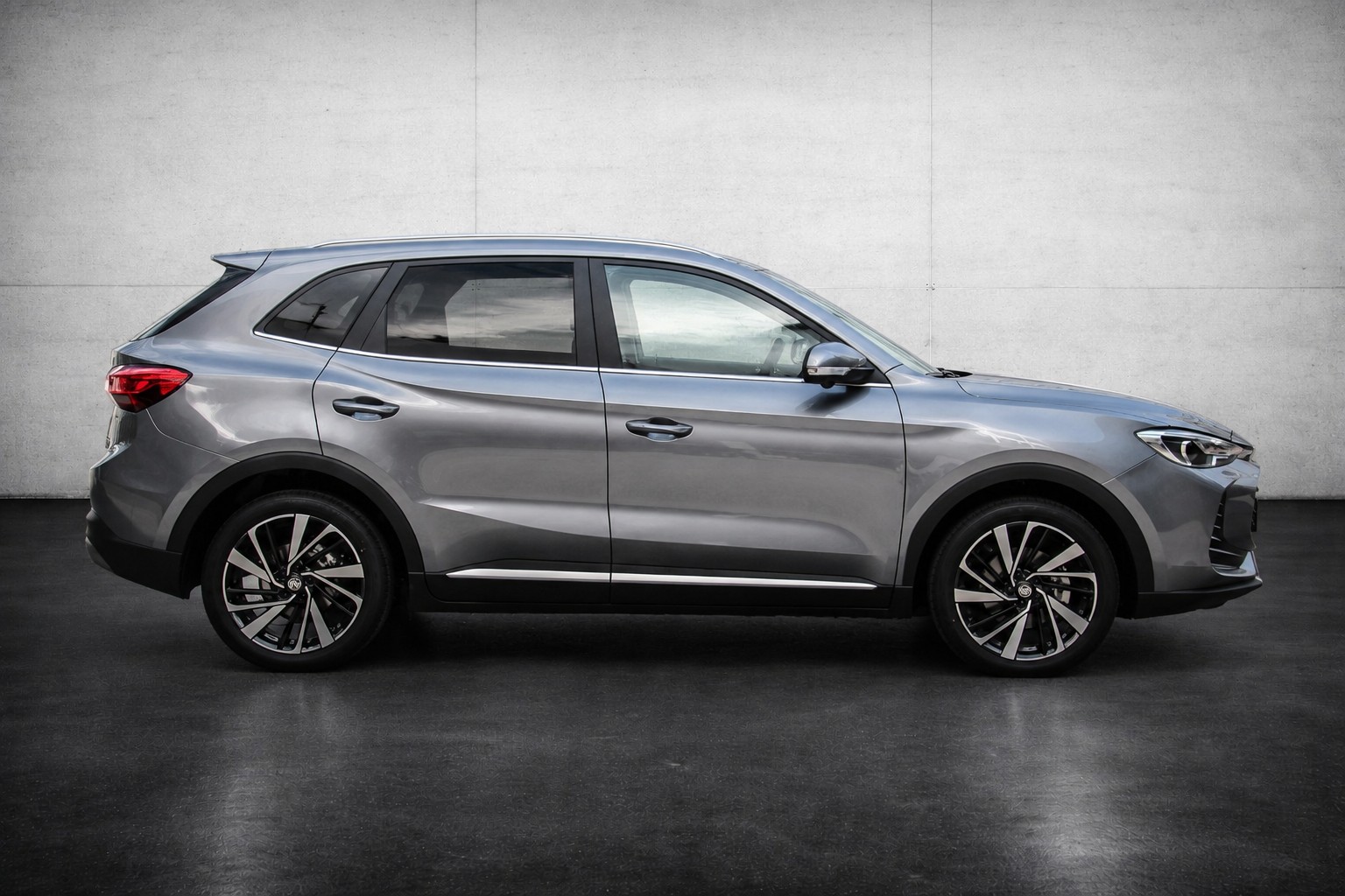 MG MG ZS-image-3
