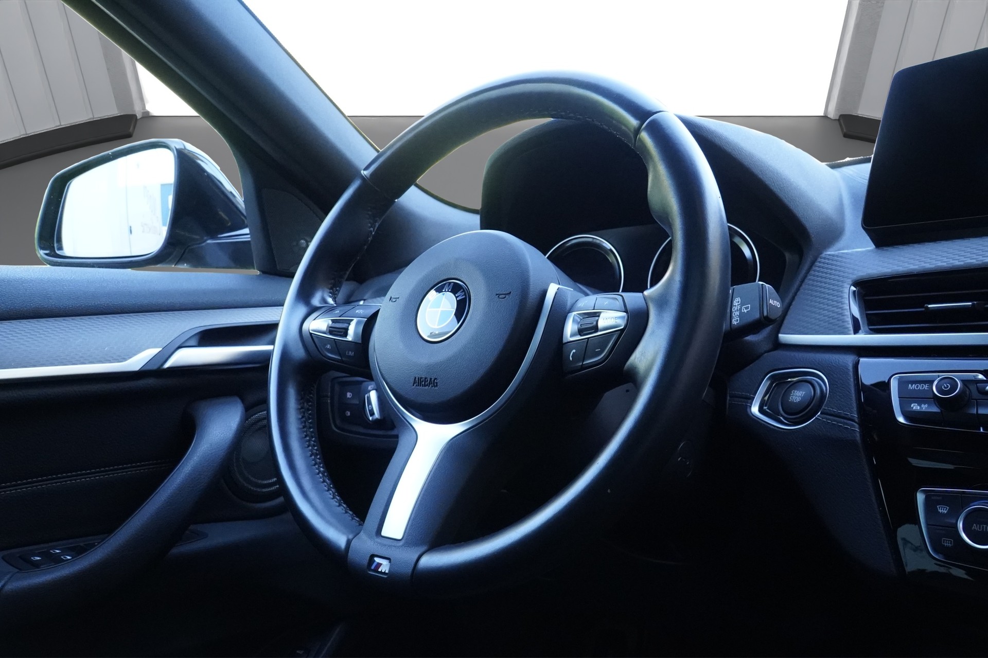 BMW X2 xDrive 25e M Sport Steptronic *CH Fahrzeug*-image-13