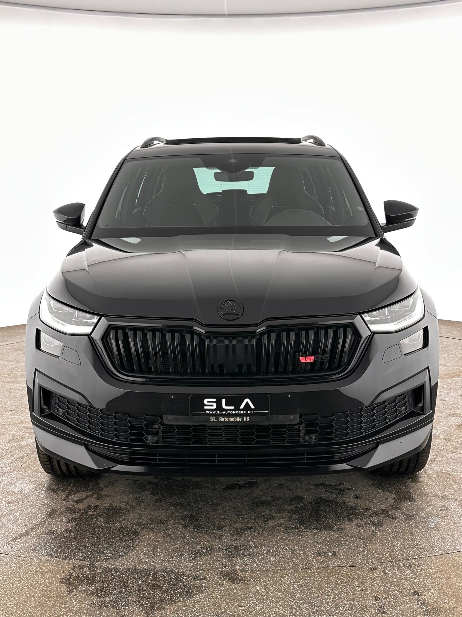 SKODA Kodiaq 2.0 TDI CR SportLine 4x4 DSG / 7 Sitz / Panoramadach / Leasing ab 299.--showroom-element-2