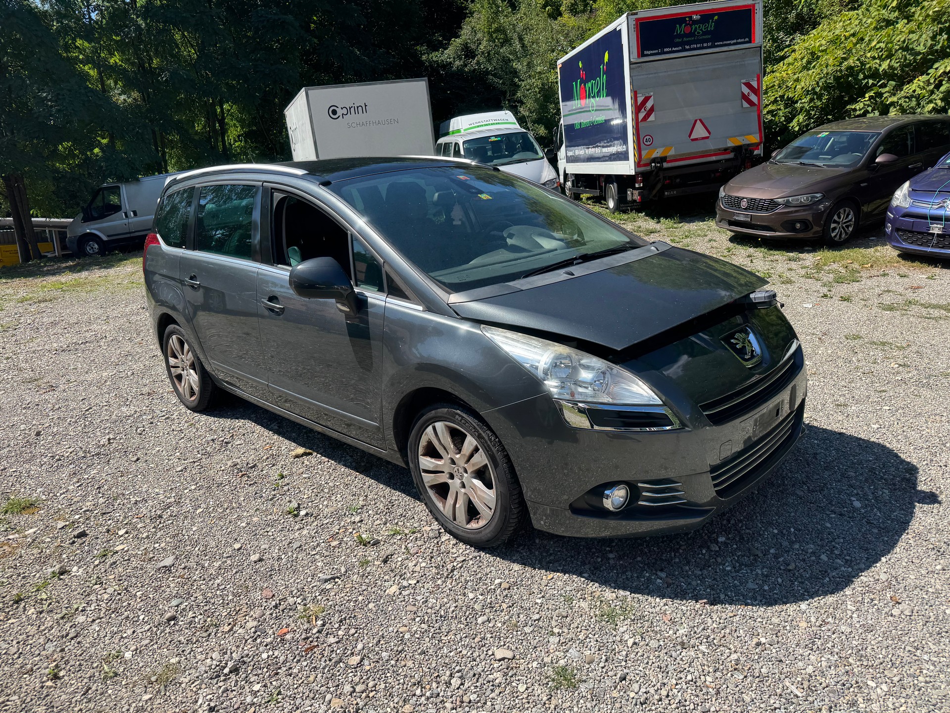 PEUGEOT 5008 1.6 16V T Sport Pack-image-0