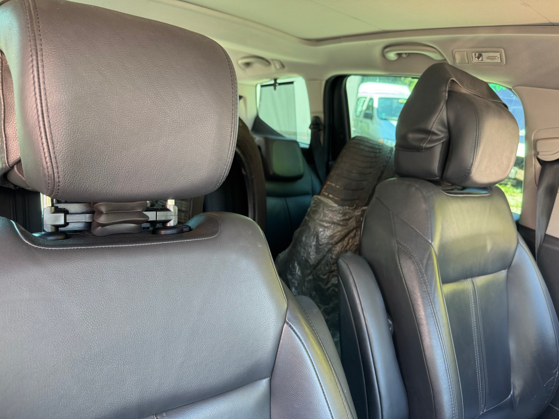 PEUGEOT 5008 1.6 16V T Sport Pack-image-8