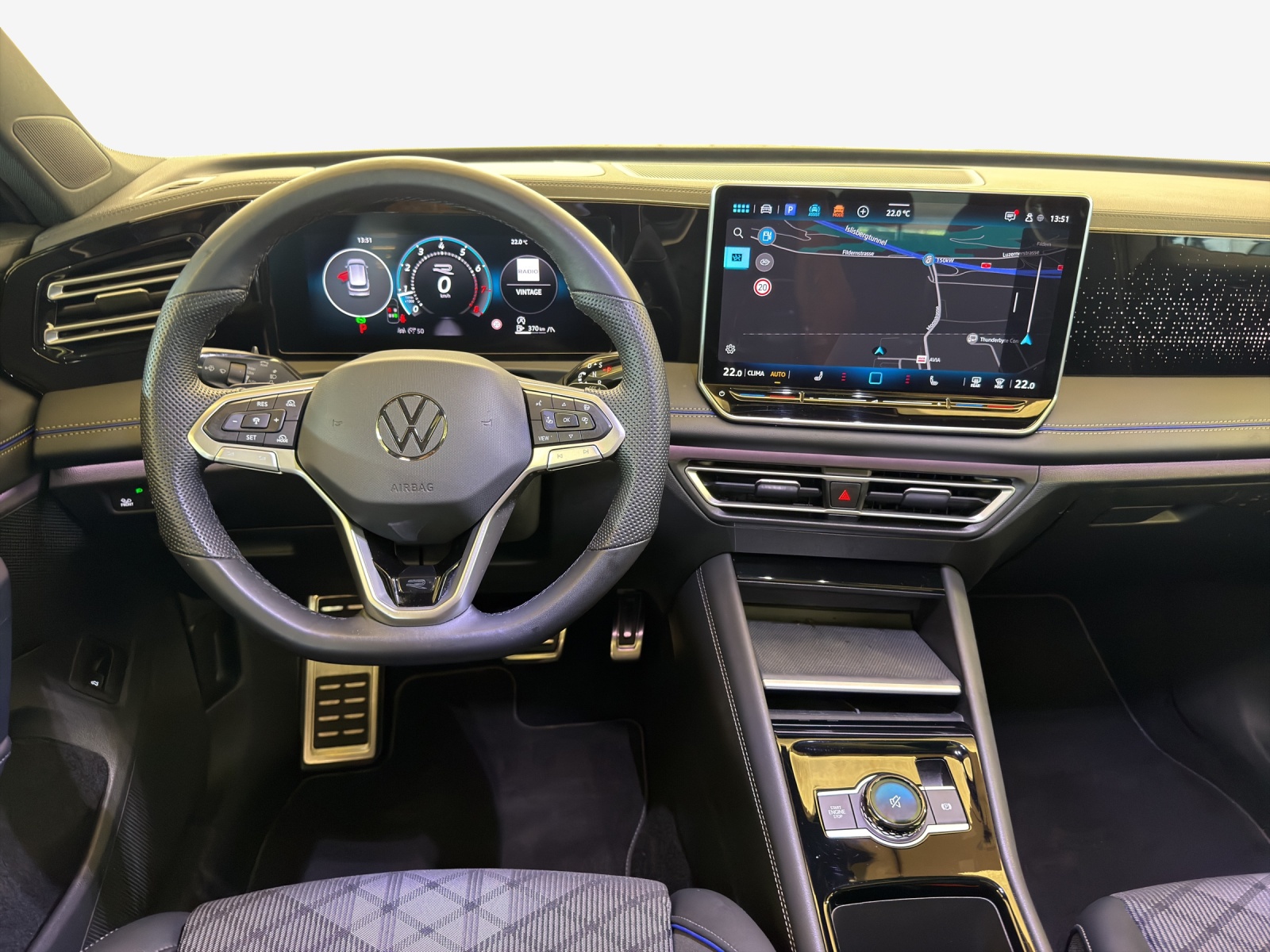 VW Tiguan 2.0 TSI DSG R-Line 4Motion-image-8