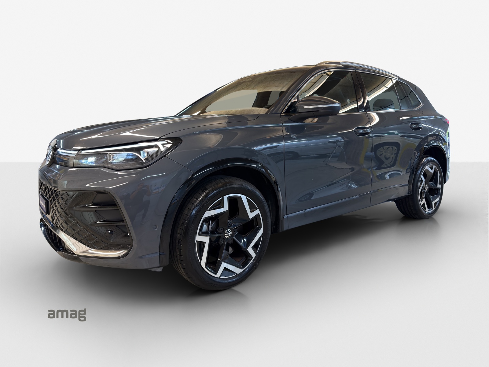 VW Tiguan 2.0 TSI DSG R-Line 4Motion-image-0