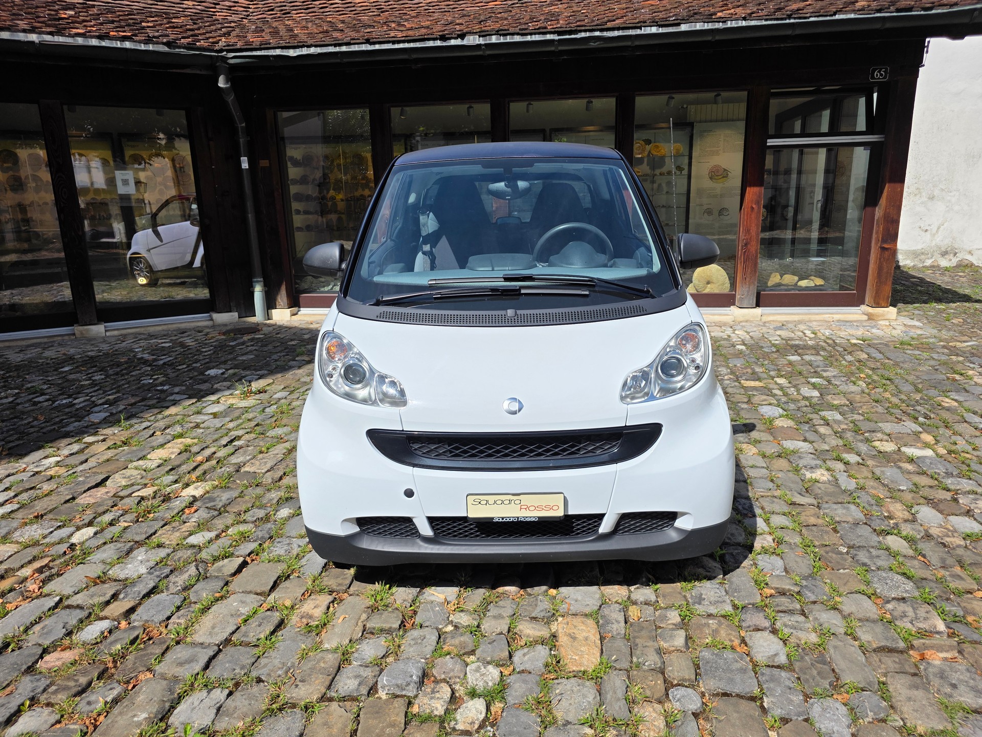 SMART fortwo black & white limited mhd softouch-image-2