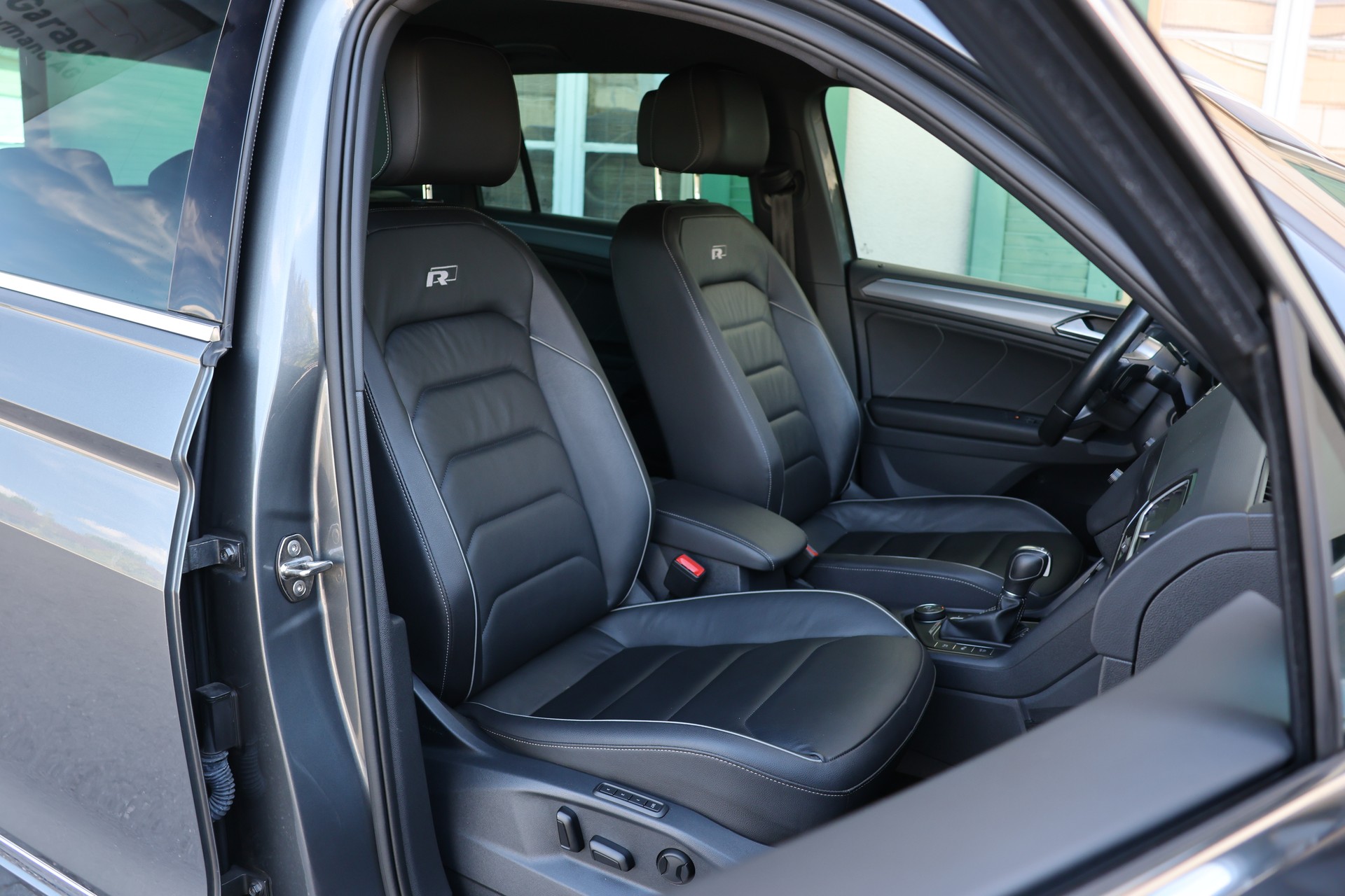 VW Tiguan 2.0 TDI SCR Highline4Motion DSG-image-5
