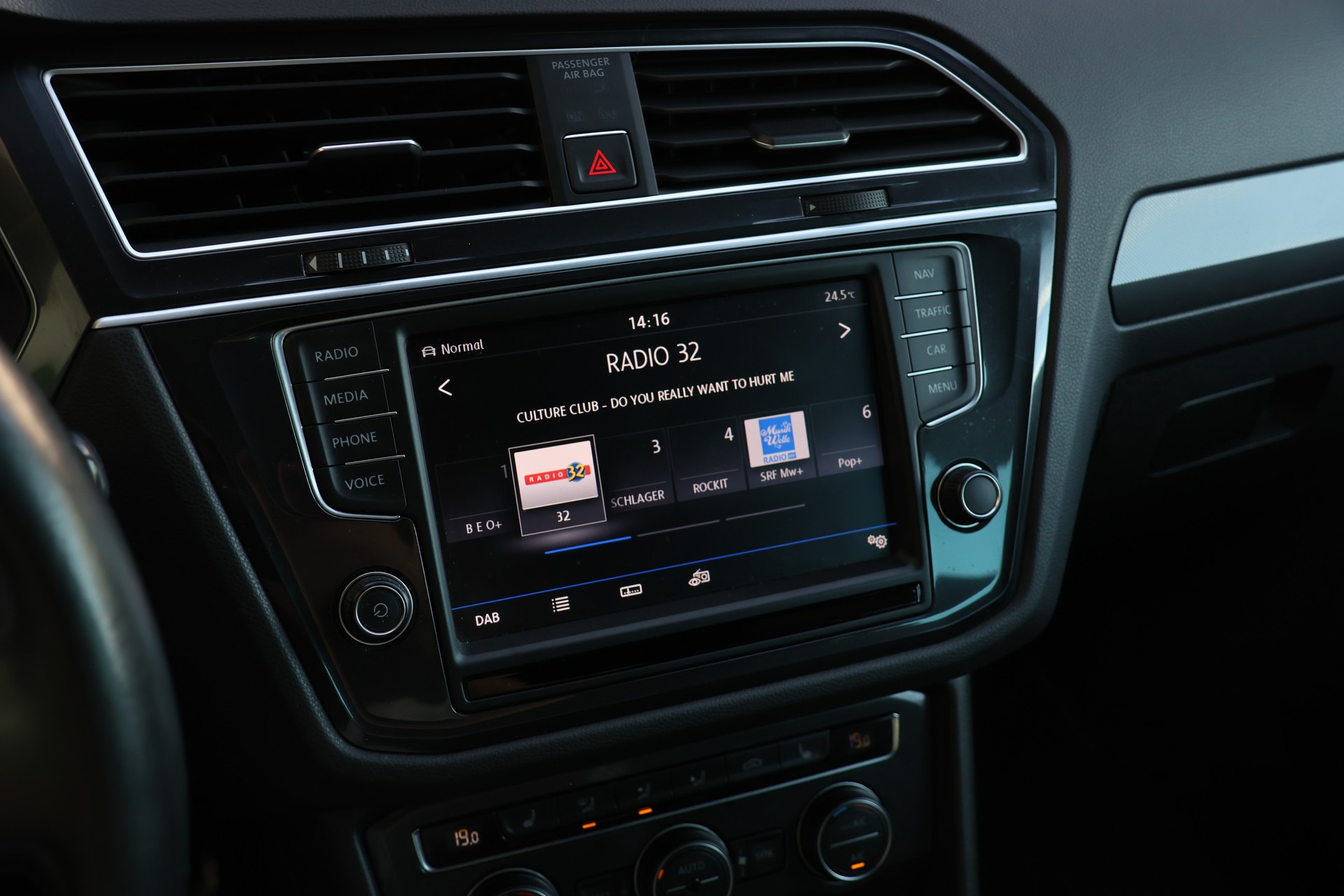 VW Tiguan 2.0 TDI SCR Highline4Motion DSG-image-18