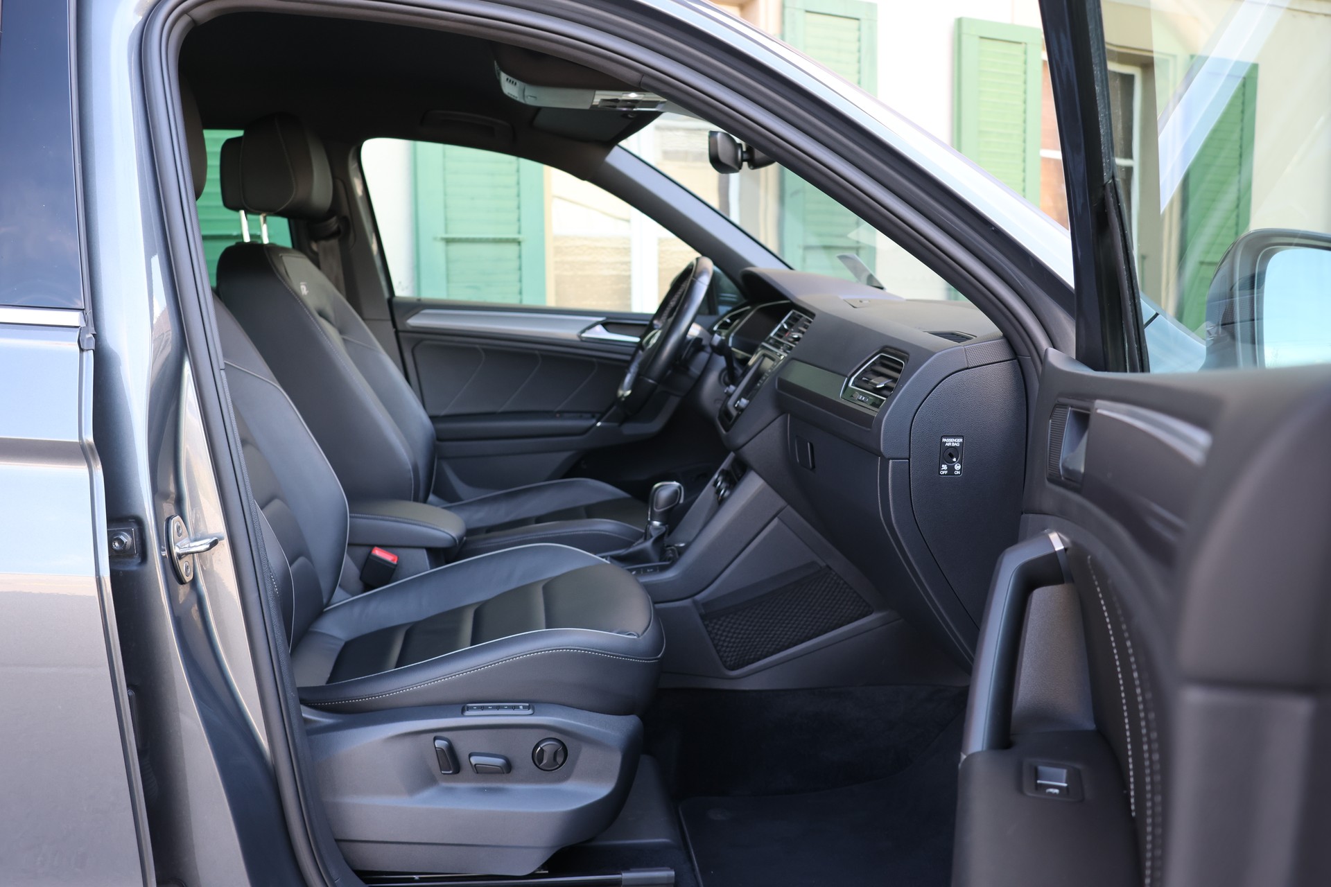 VW Tiguan 2.0 TDI SCR Highline4Motion DSG-image-4