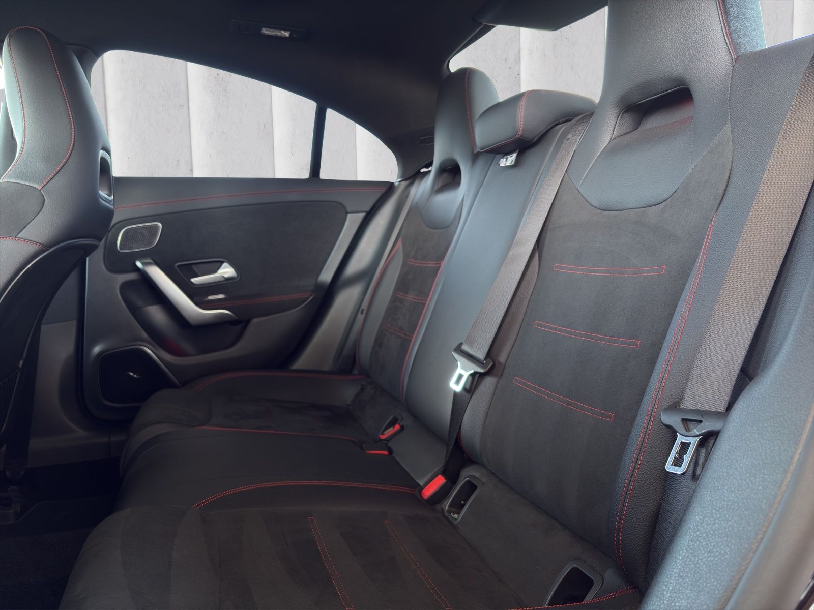 MERCEDES-BENZ CLA 35 AMG 4Matic 7G-DCT-image-12