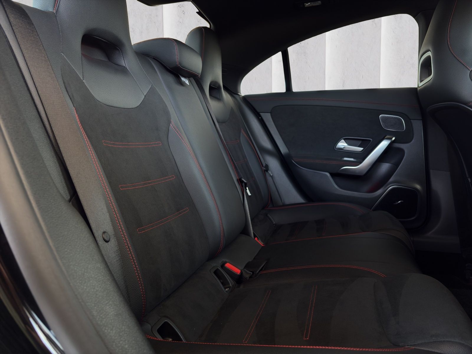 MERCEDES-BENZ CLA 35 AMG 4Matic 7G-DCT-image-17