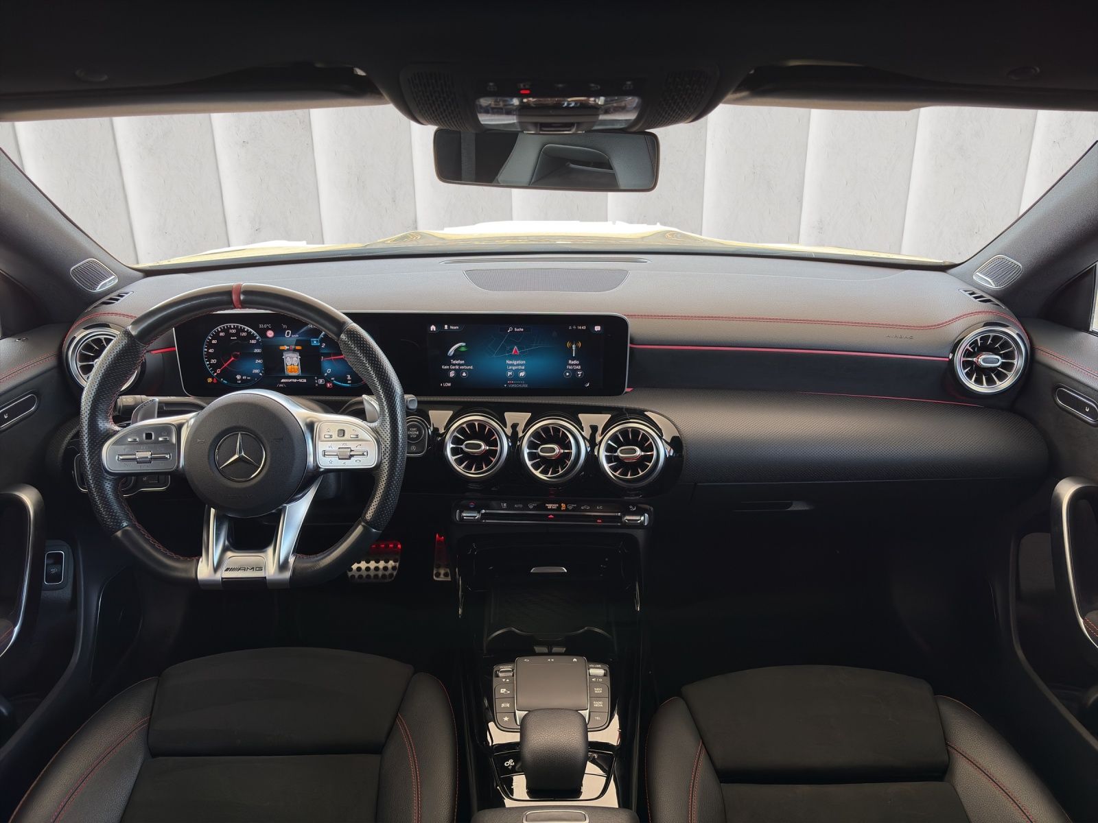 MERCEDES-BENZ CLA 35 AMG 4Matic 7G-DCT-image-13
