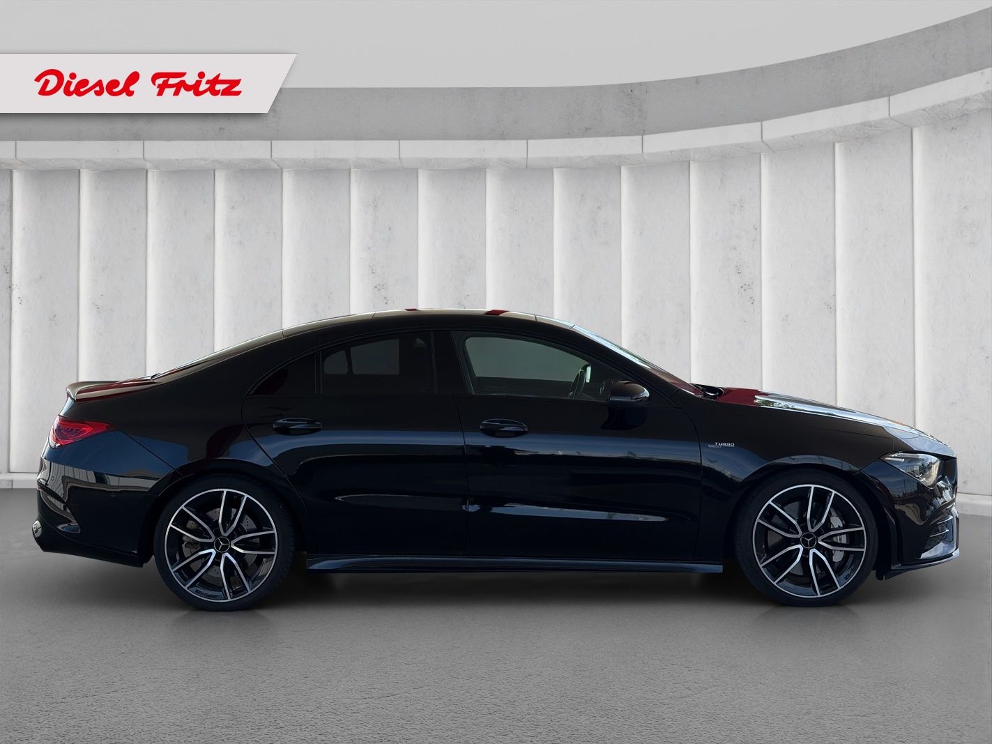 MERCEDES-BENZ CLA 35 AMG 4Matic 7G-DCT-image-5