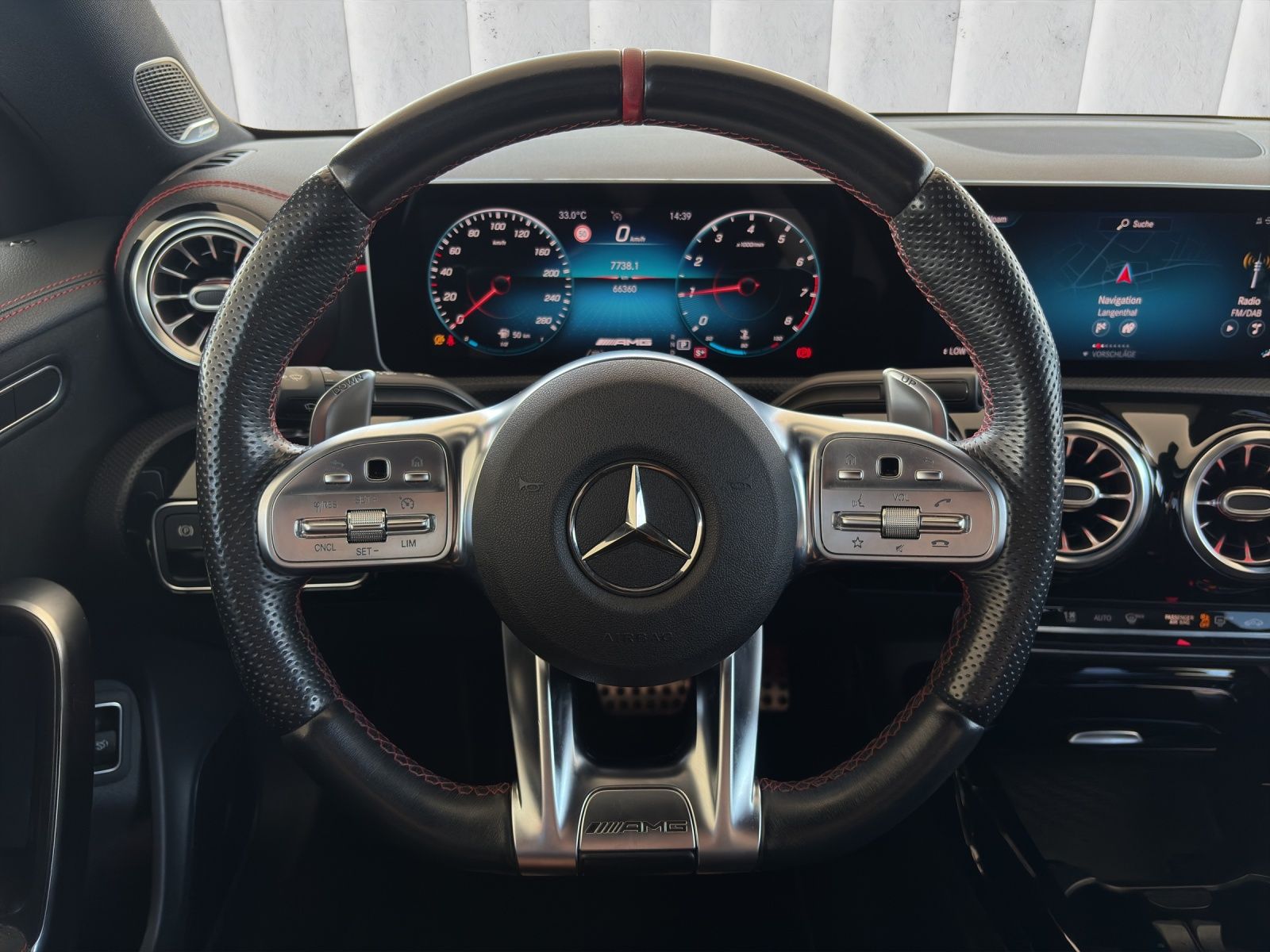 MERCEDES-BENZ CLA 35 AMG 4Matic 7G-DCT-image-9