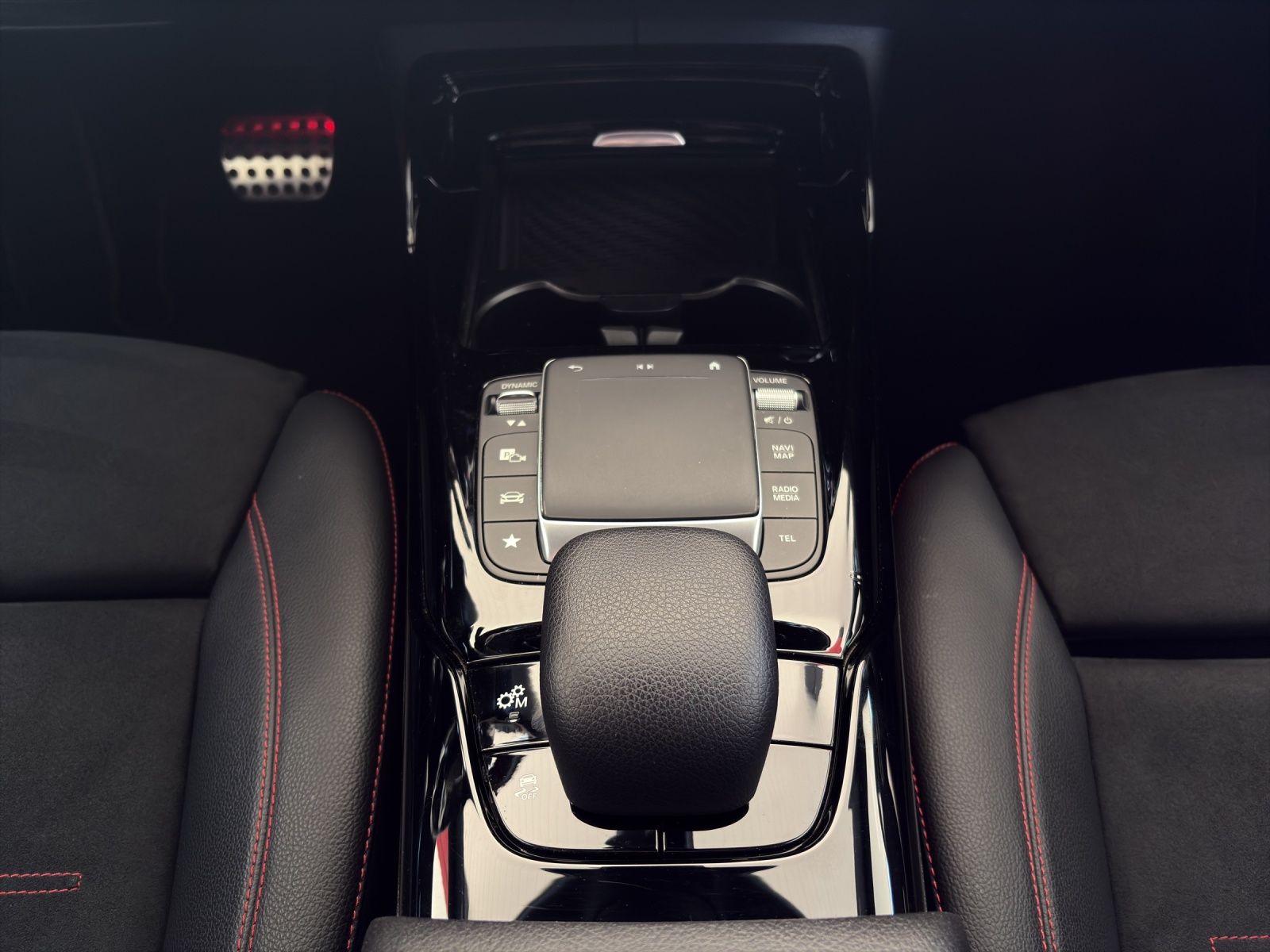 MERCEDES-BENZ CLA 35 AMG 4Matic 7G-DCT-image-19