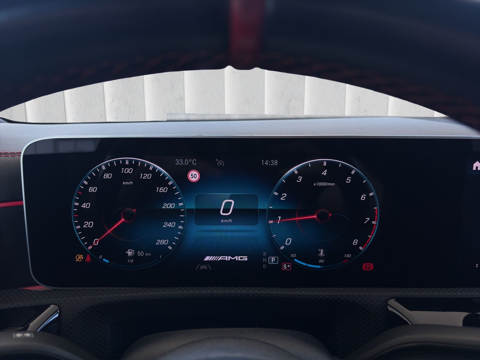 MERCEDES-BENZ CLA 35 AMG 4Matic 7G-DCT-image-10