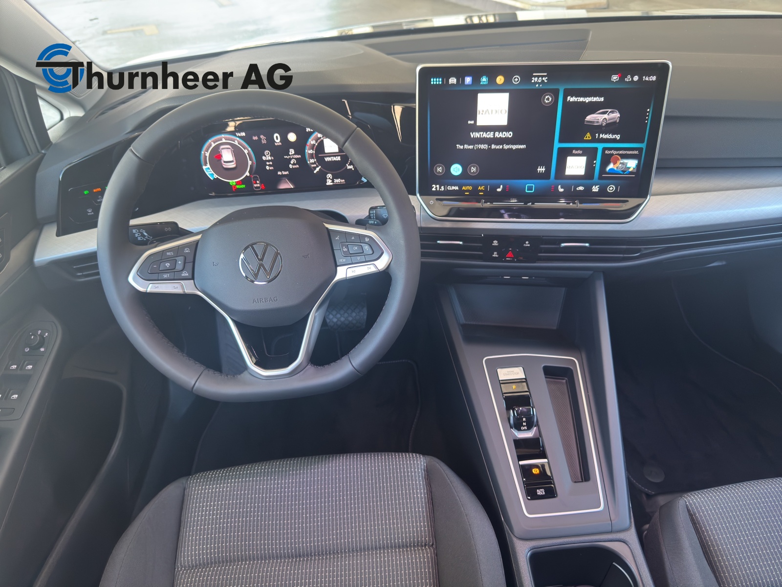 VW Golf 1.5 e TSI mHEV Value DSG-image-10