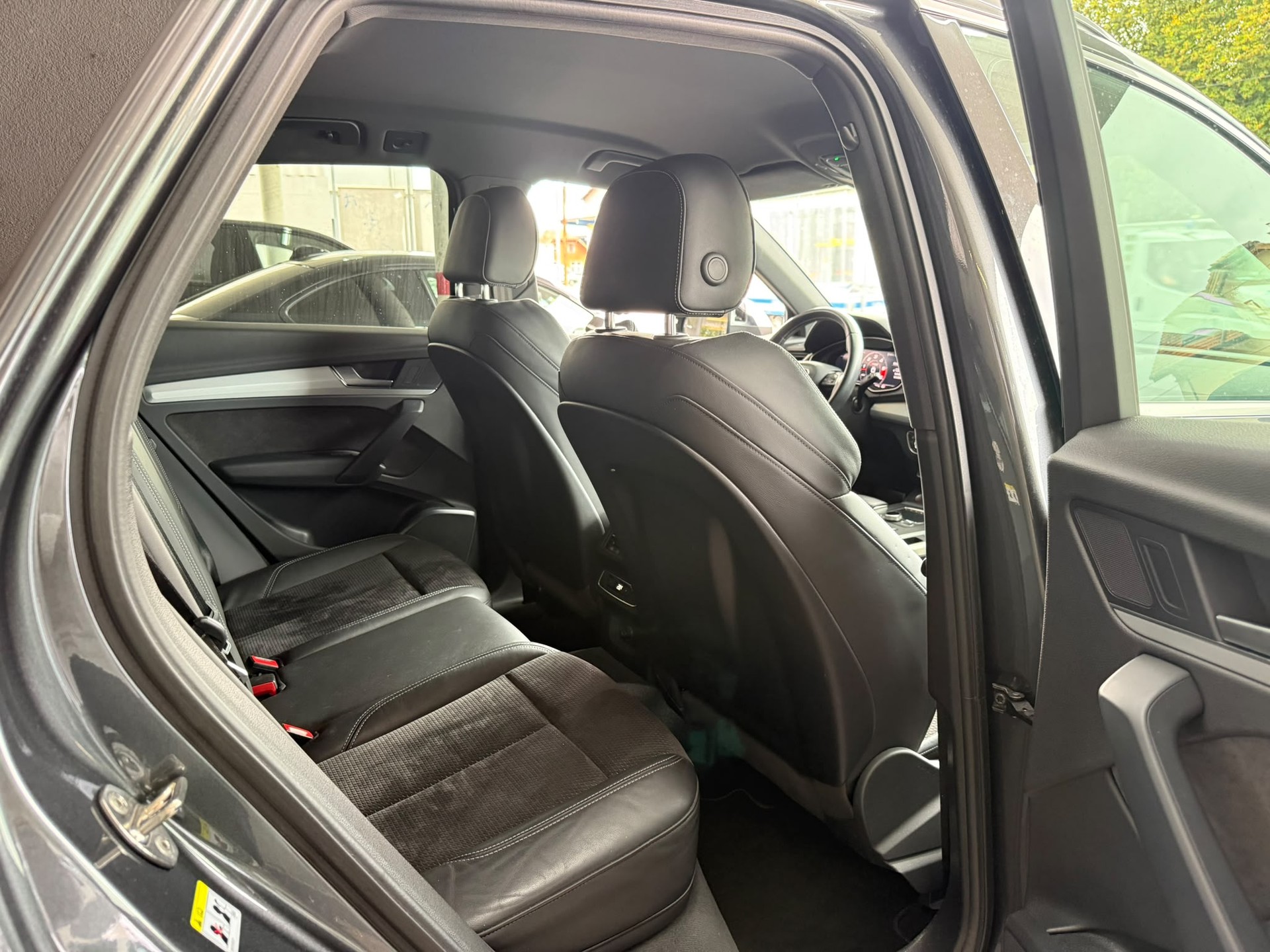 AUDI SQ5 TDI quattro tiptronic-image-20