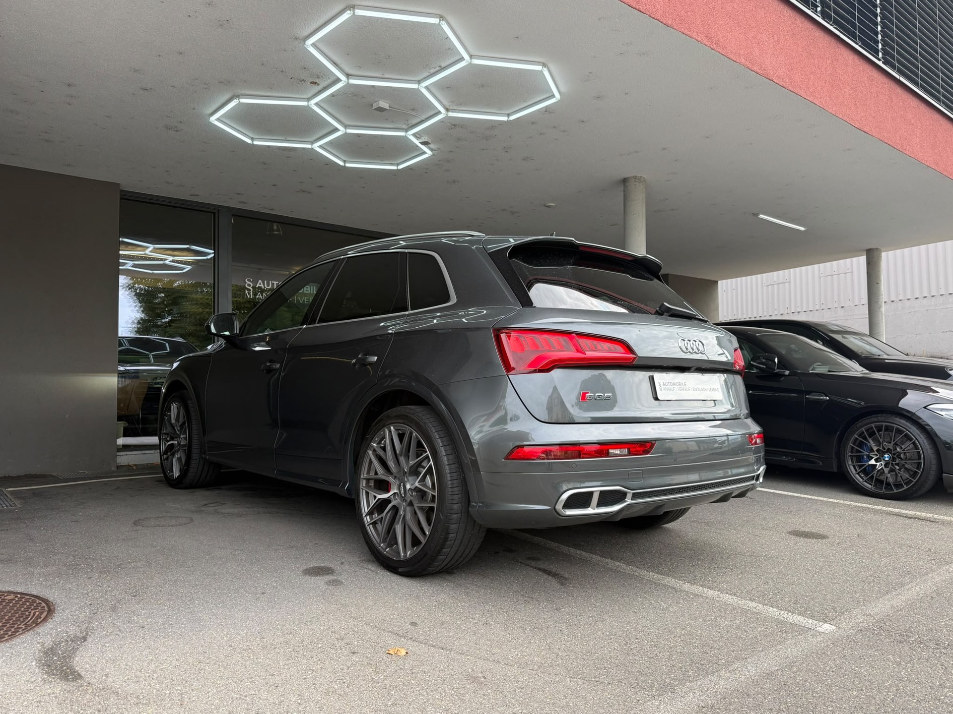 AUDI SQ5 TDI quattro tiptronic-image-9
