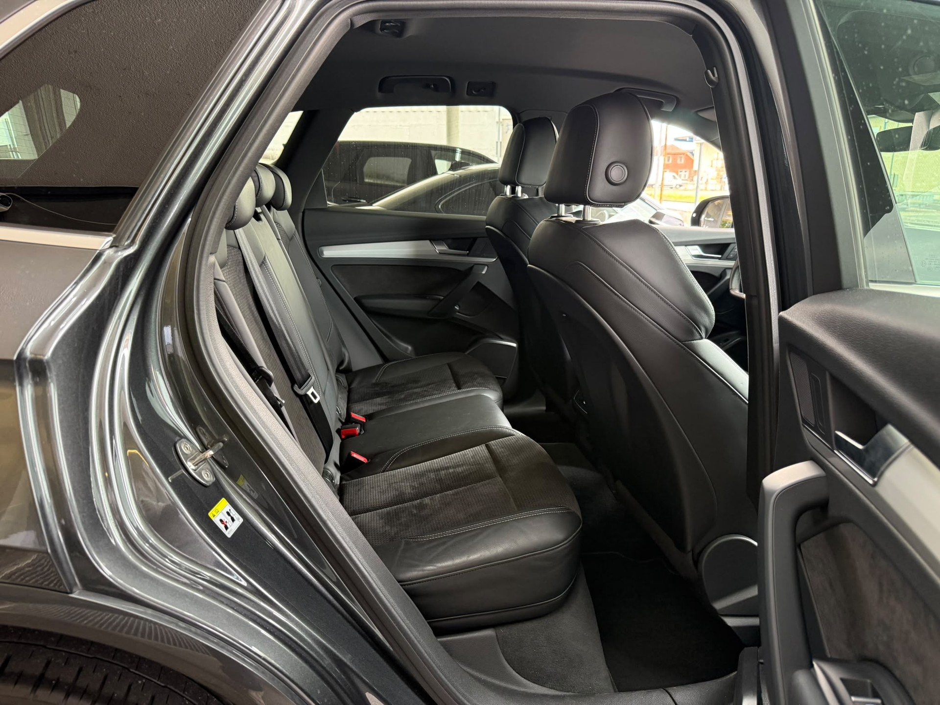 AUDI SQ5 TDI quattro tiptronic-image-21