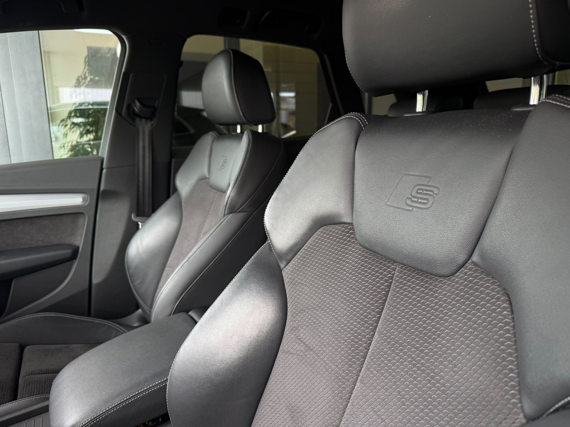AUDI SQ5 TDI quattro tiptronic-image-13