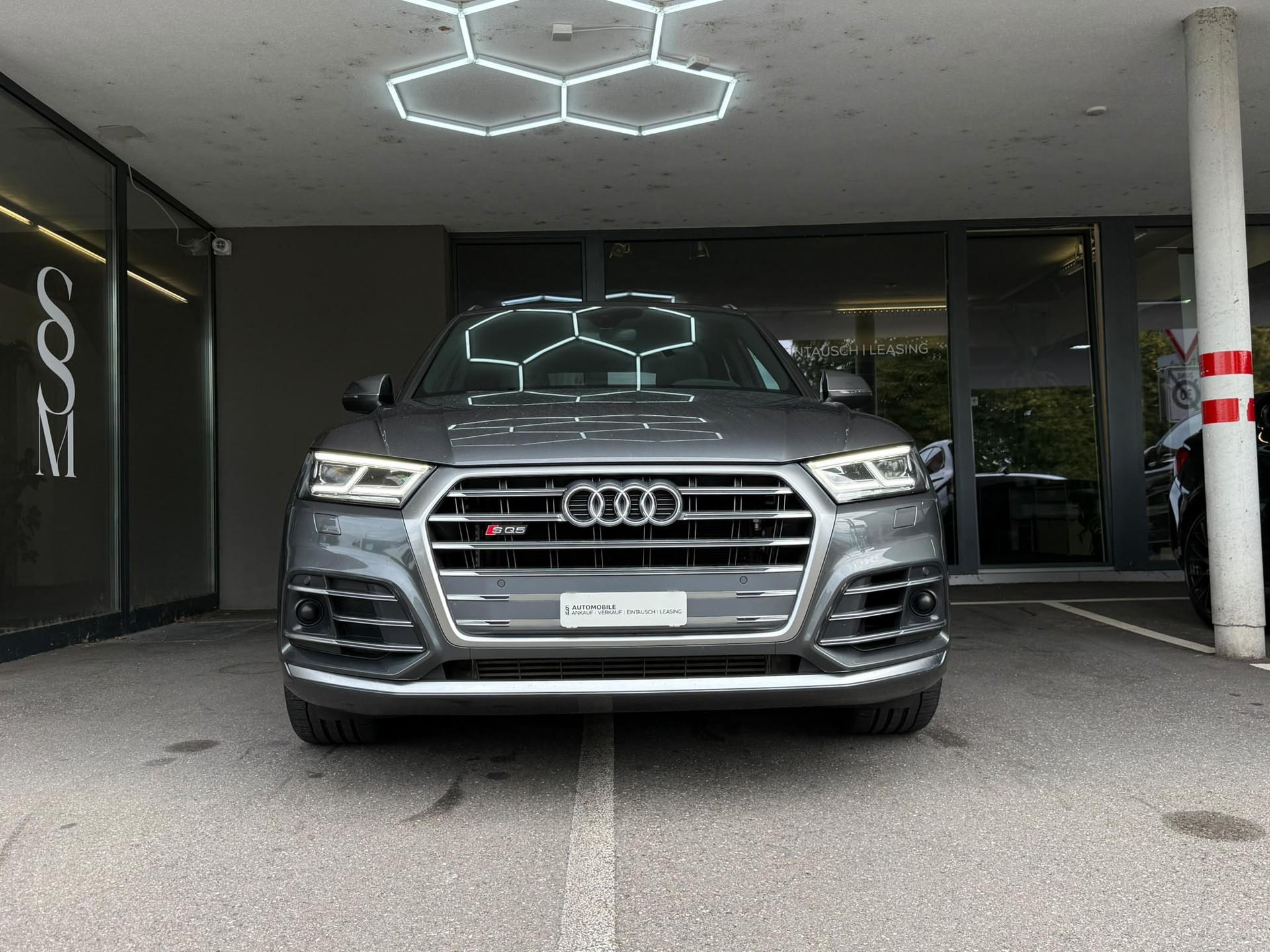 AUDI SQ5 TDI quattro tiptronic-image-1
