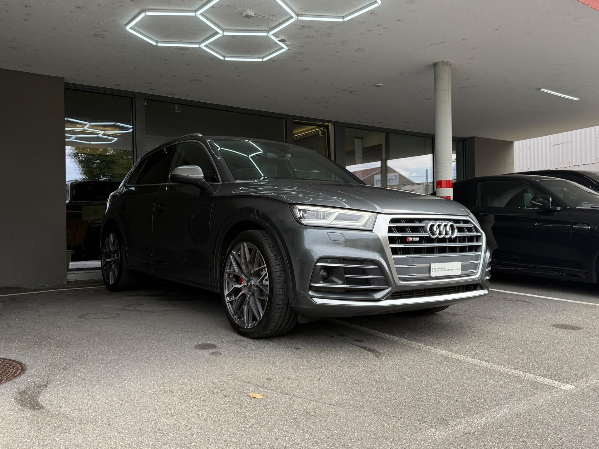 AUDI SQ5 TDI quattro tiptronic-image-2