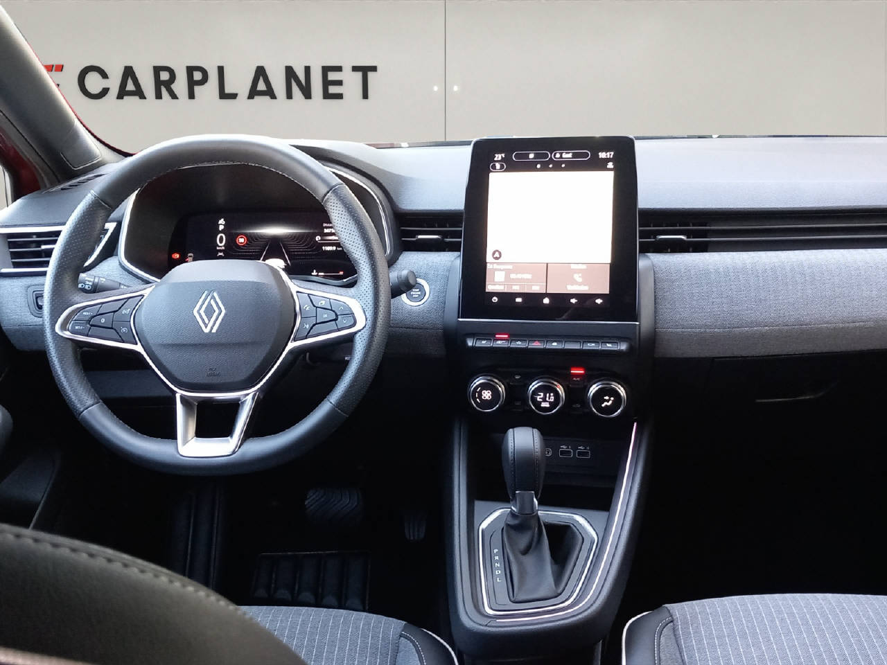 RENAULT Clio 1.0 TCe techno CVT-image-4