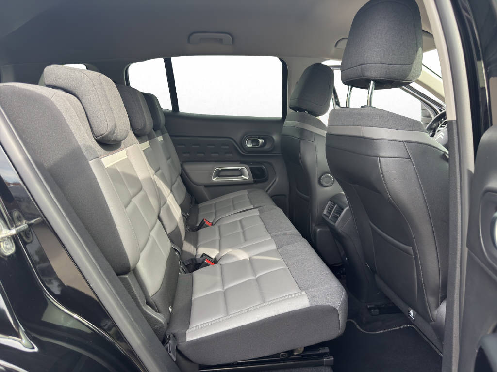 CITROEN C5 Aircross 1.5 BlueHDi Shine-image-12