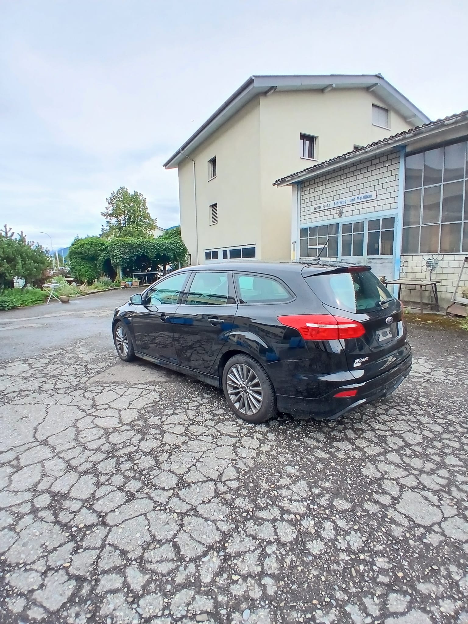 FORD Focus 1.0 SCTi ST Line-image-4