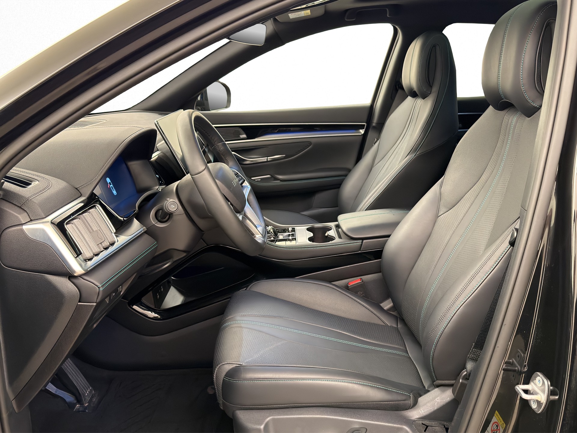 BYD Seal U DM-i Design AWD-image-5