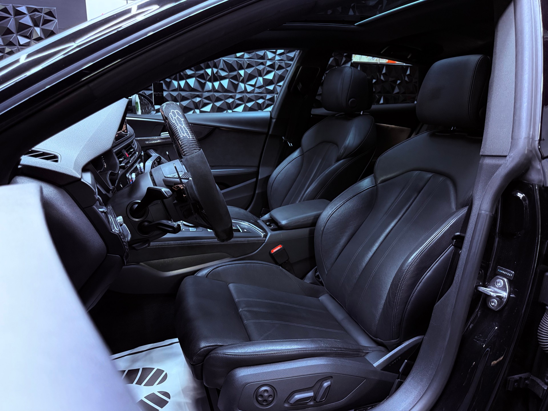 AUDI RS5 Sportback 2.9 TFSI quattro tiptronic-image-23