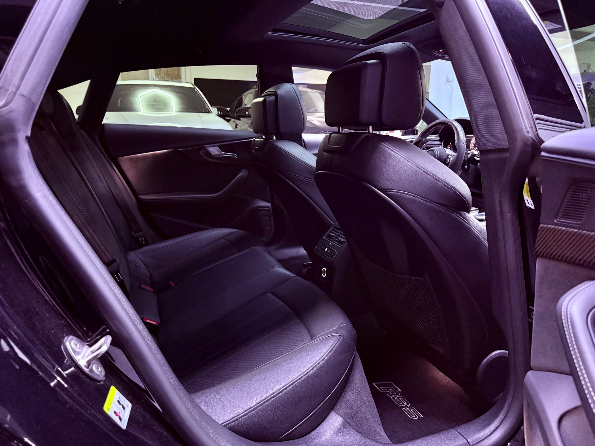 AUDI RS5 Sportback 2.9 TFSI quattro tiptronic-image-28