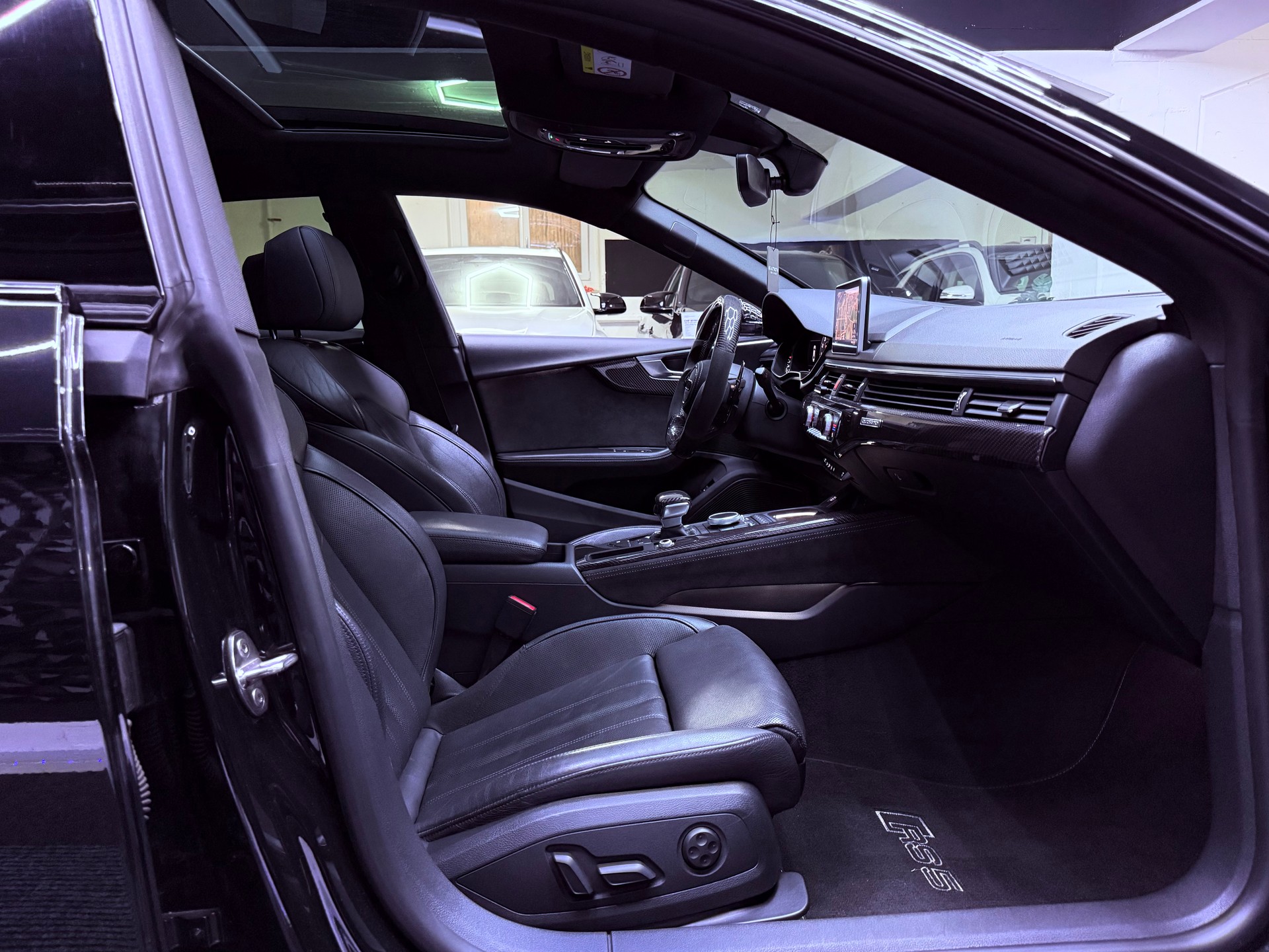 AUDI RS5 Sportback 2.9 TFSI quattro tiptronic-image-25