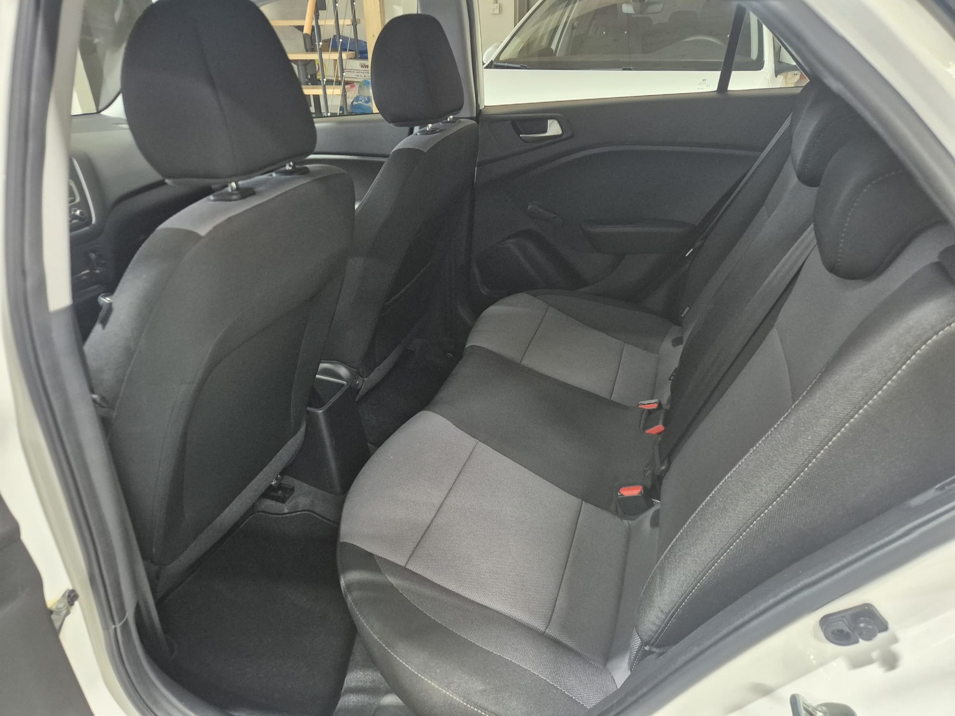 HYUNDAI i20 1.0 T-GDi Amplia DCT-image-6