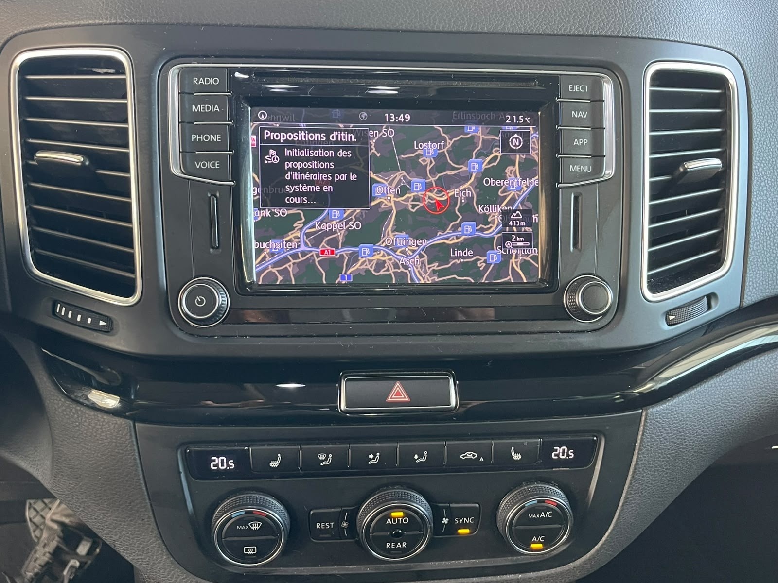 VW Sharan 2.0 TDI BMT Highline DSG | CH-Auto | 7-Plätzer | Rückfahrkamera | Elektrische Türen L + R-image-14