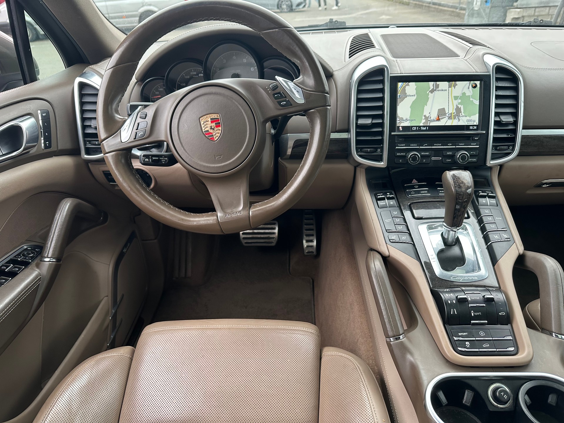 PORSCHE Cayenne S-image-8